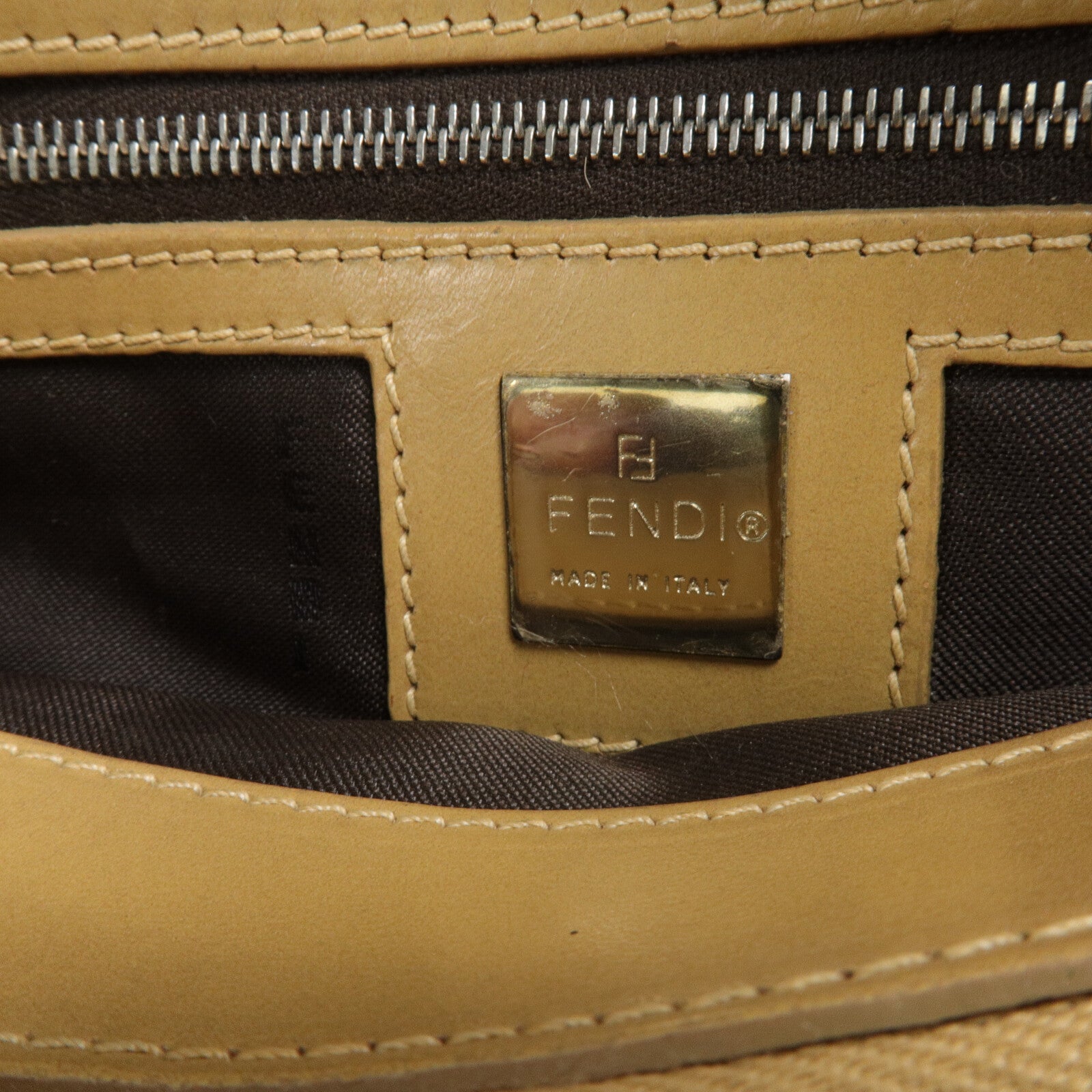 FENDI 羊毛Handbag手挽袋