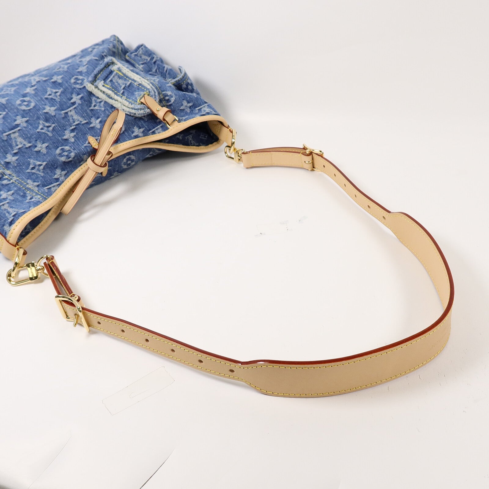 LOUIS VUITTON Monogram Denim Carryall Cargo PM肩背袋
