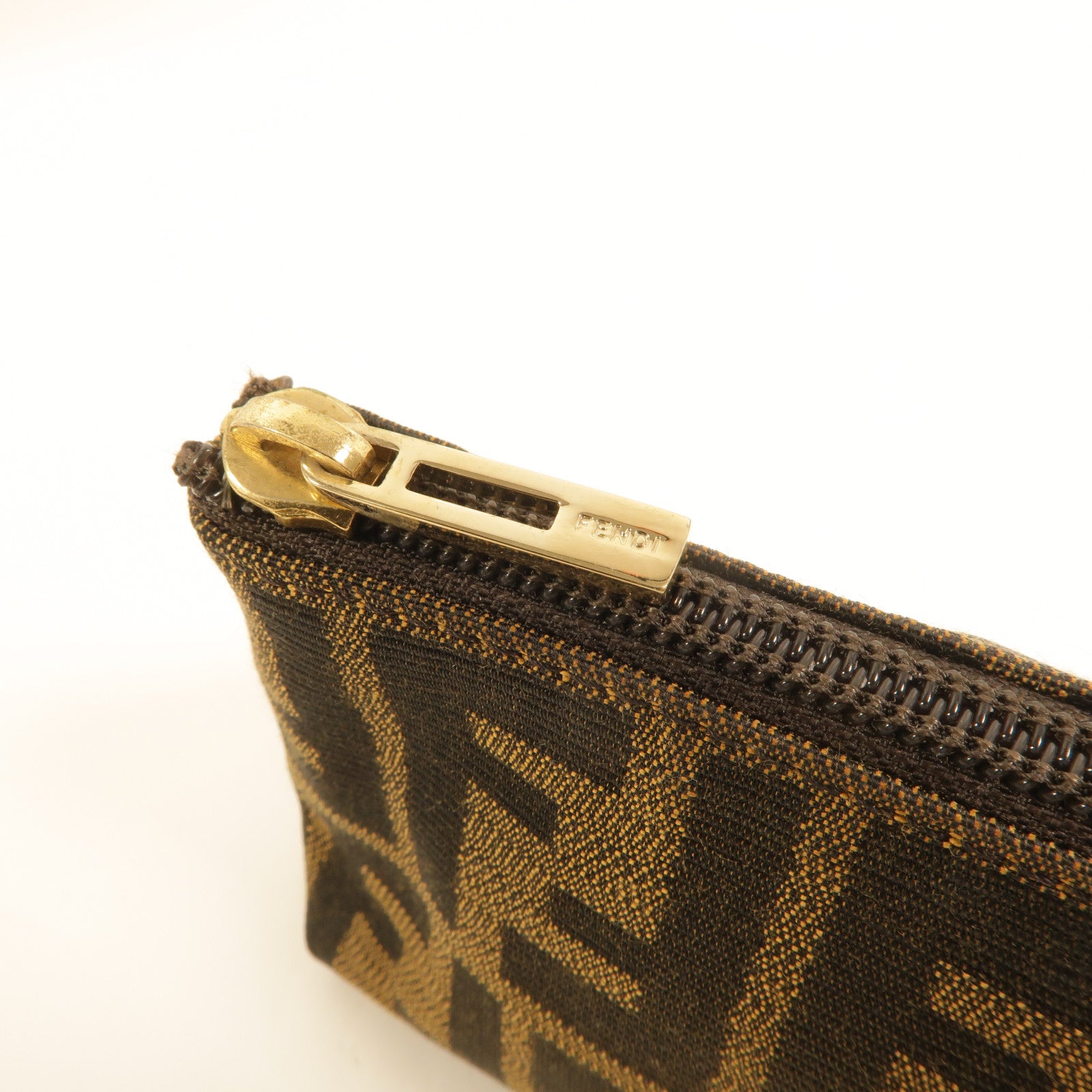 FENDI 帆布Pouch手拿包