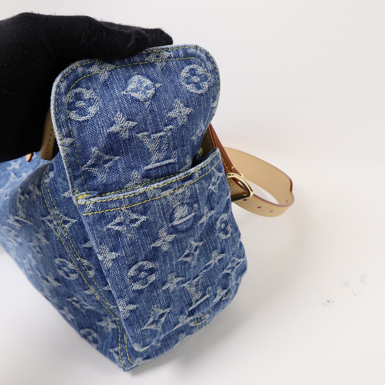 LOUIS VUITTON Monogram Denim Carryall Cargo PM肩背袋