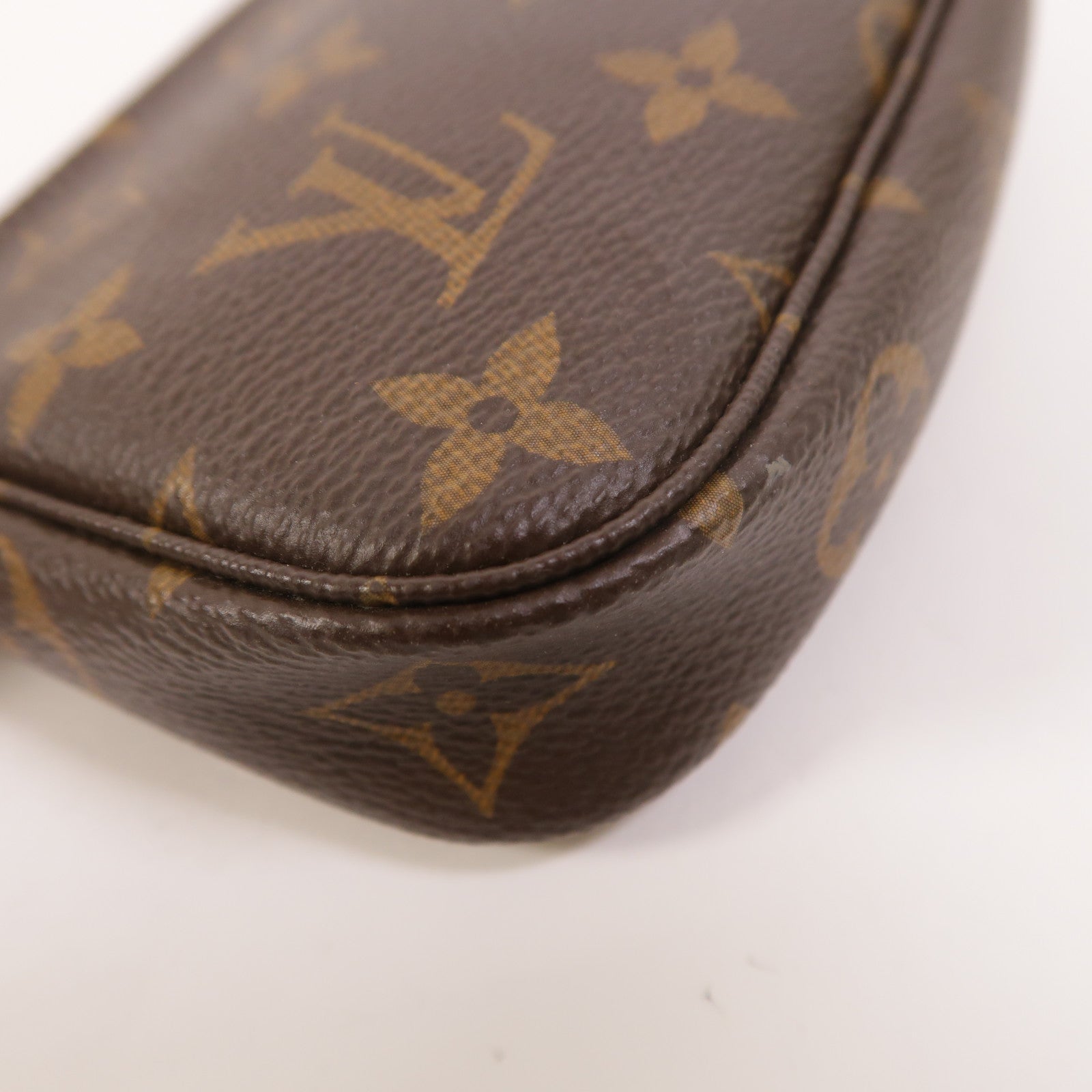 LOUIS VUITTON Monogram Mini Pochette Accessoires手挽袋