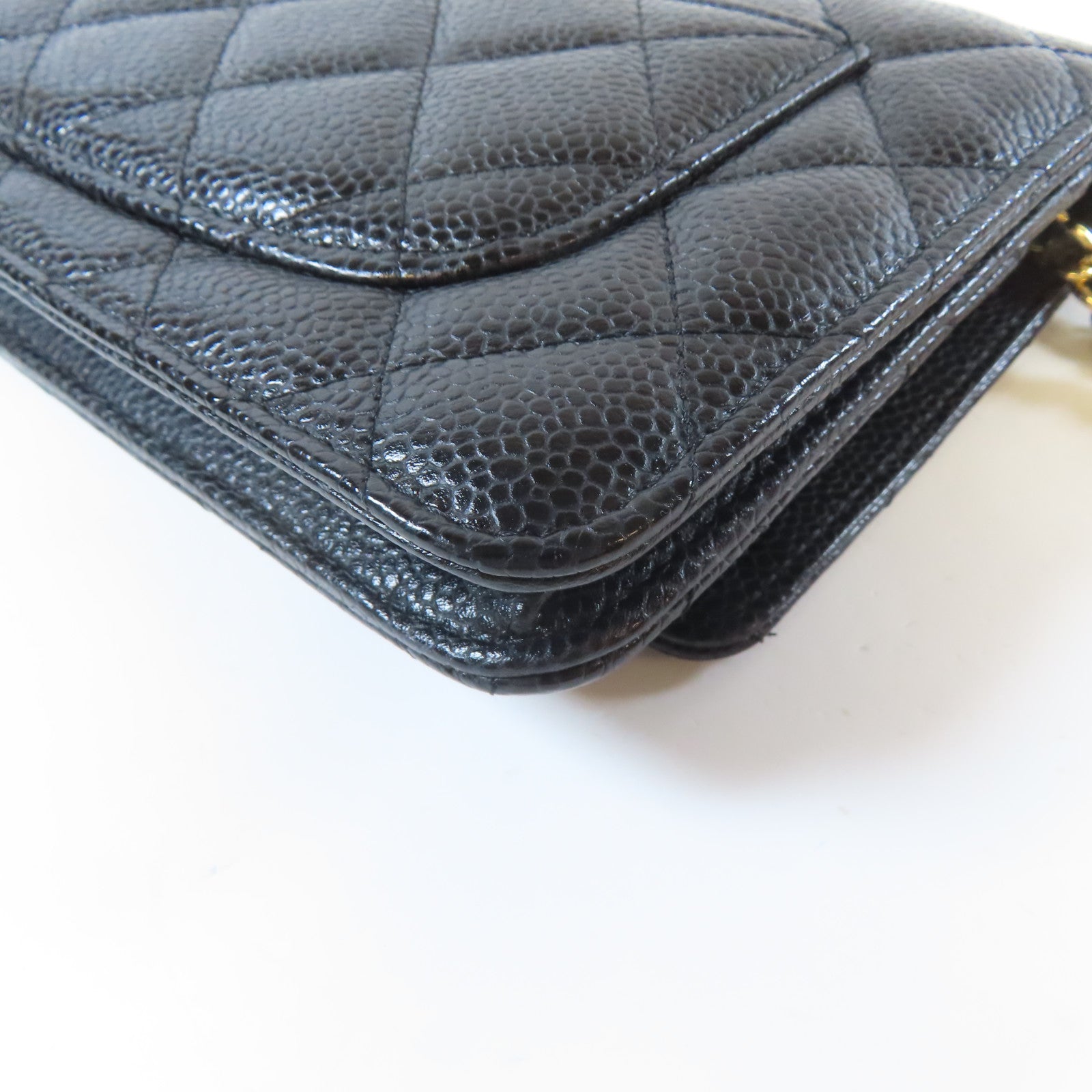 CHANEL 菱格Caviar皮革Chain Shoulder金扣鏈帶肩背袋黑色