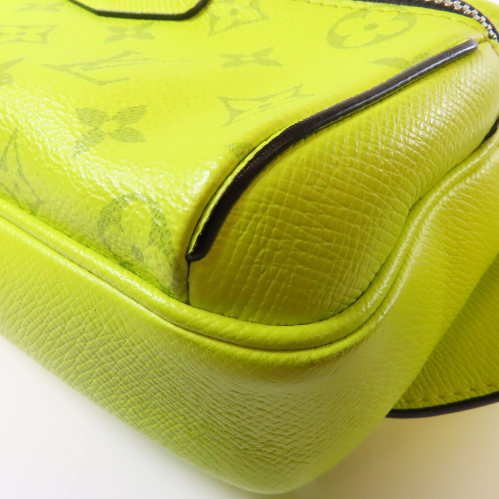 LOUIS VUITTON 【激減優惠】Monogram/Taiga Bum/Outdoor Jaune銀扣腰包黃色