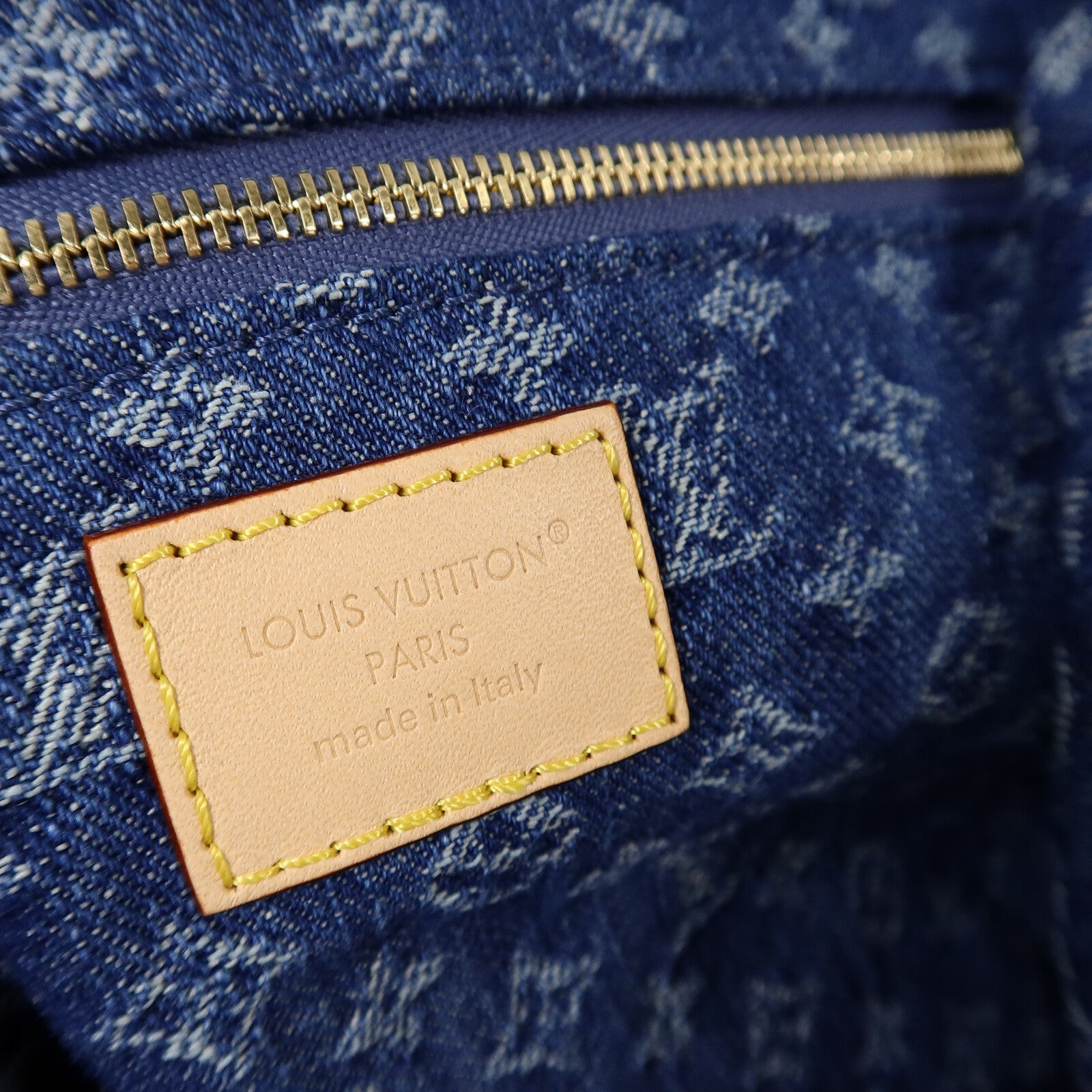 LOUIS VUITTON Monogram Denim Carryall Cargo PM肩背袋