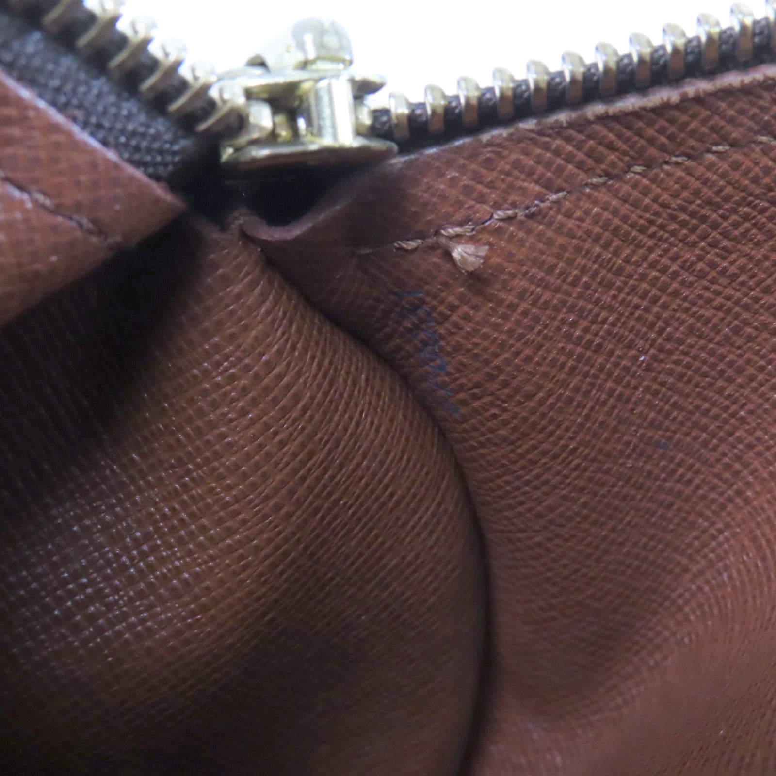 LOUIS VUITTON Monogram Papillon PM金扣手挽袋