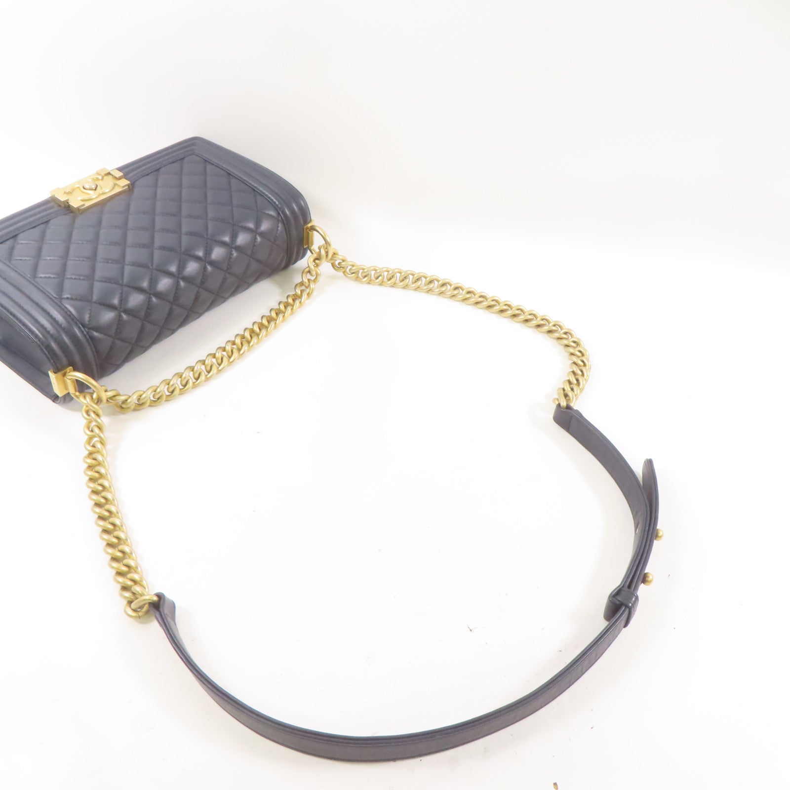 CHANEL 羊皮皮革Boy 25金扣鏈帶肩背袋深藍色