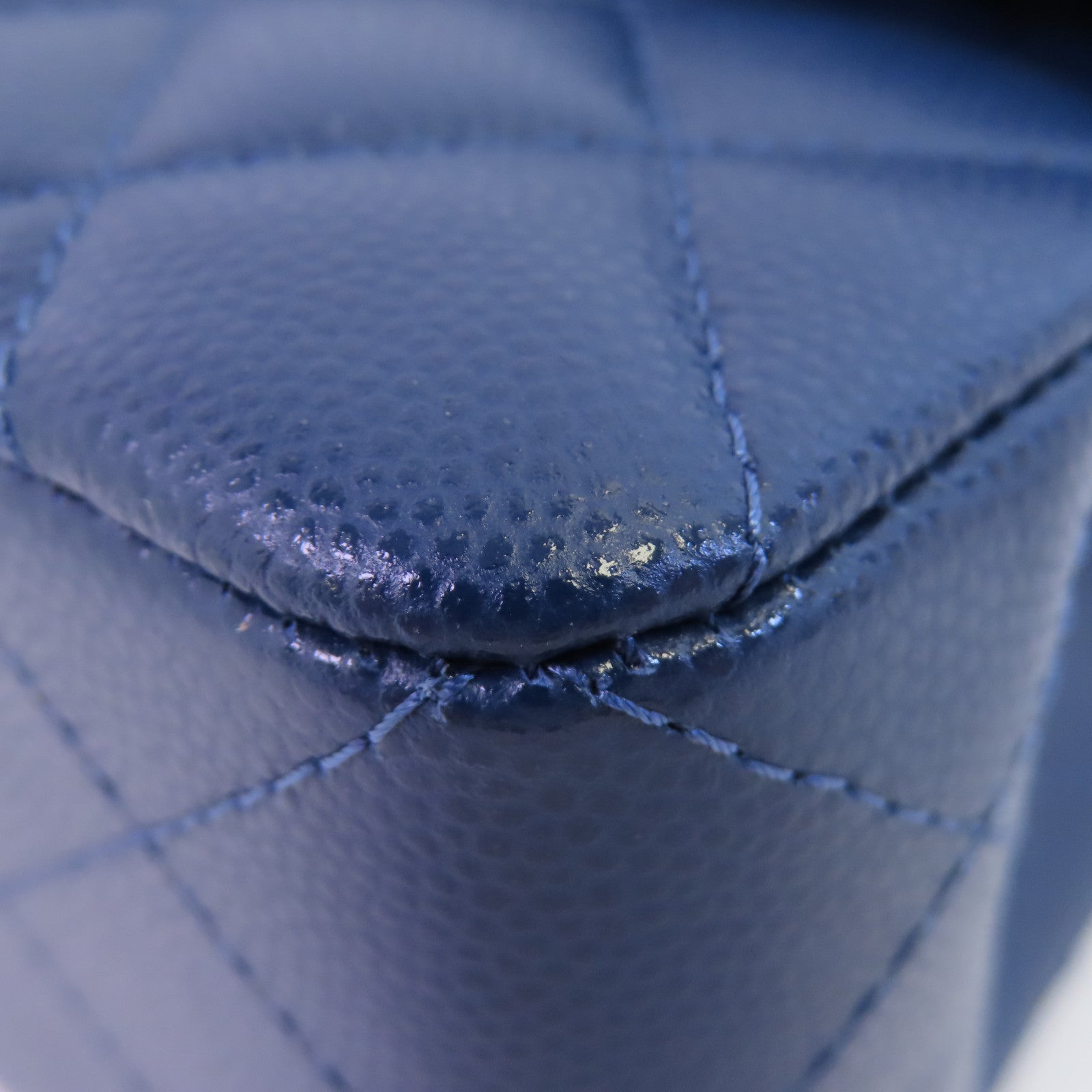 CHANEL 牛皮皮革Classic 23金扣鏈帶肩背袋