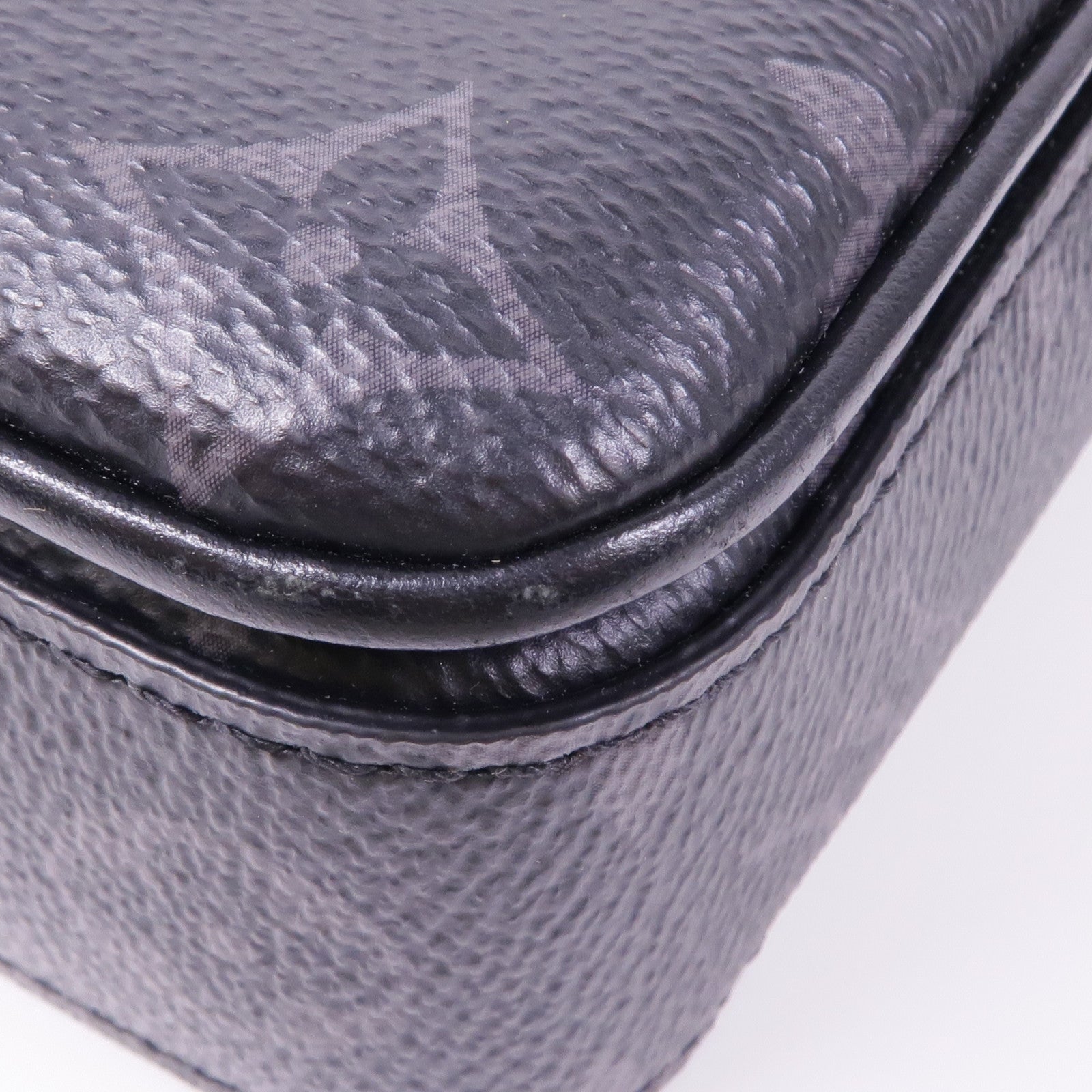 LOUIS VUITTON Monogram Eclipse S-Lock肩背袋