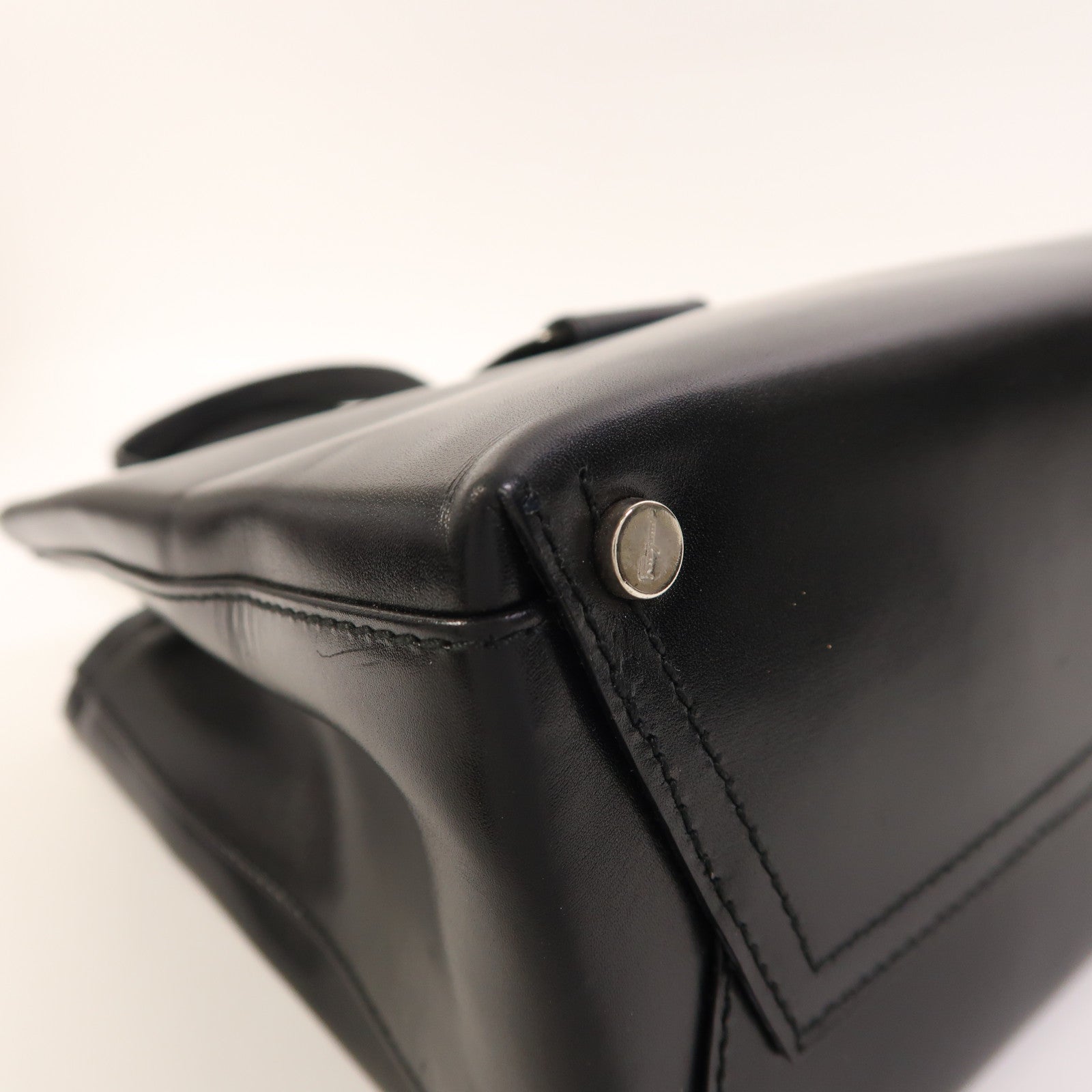 Salvatore Ferragamo 牛皮皮革2 Way Shoulder銀扣手挽肩背兩用袋