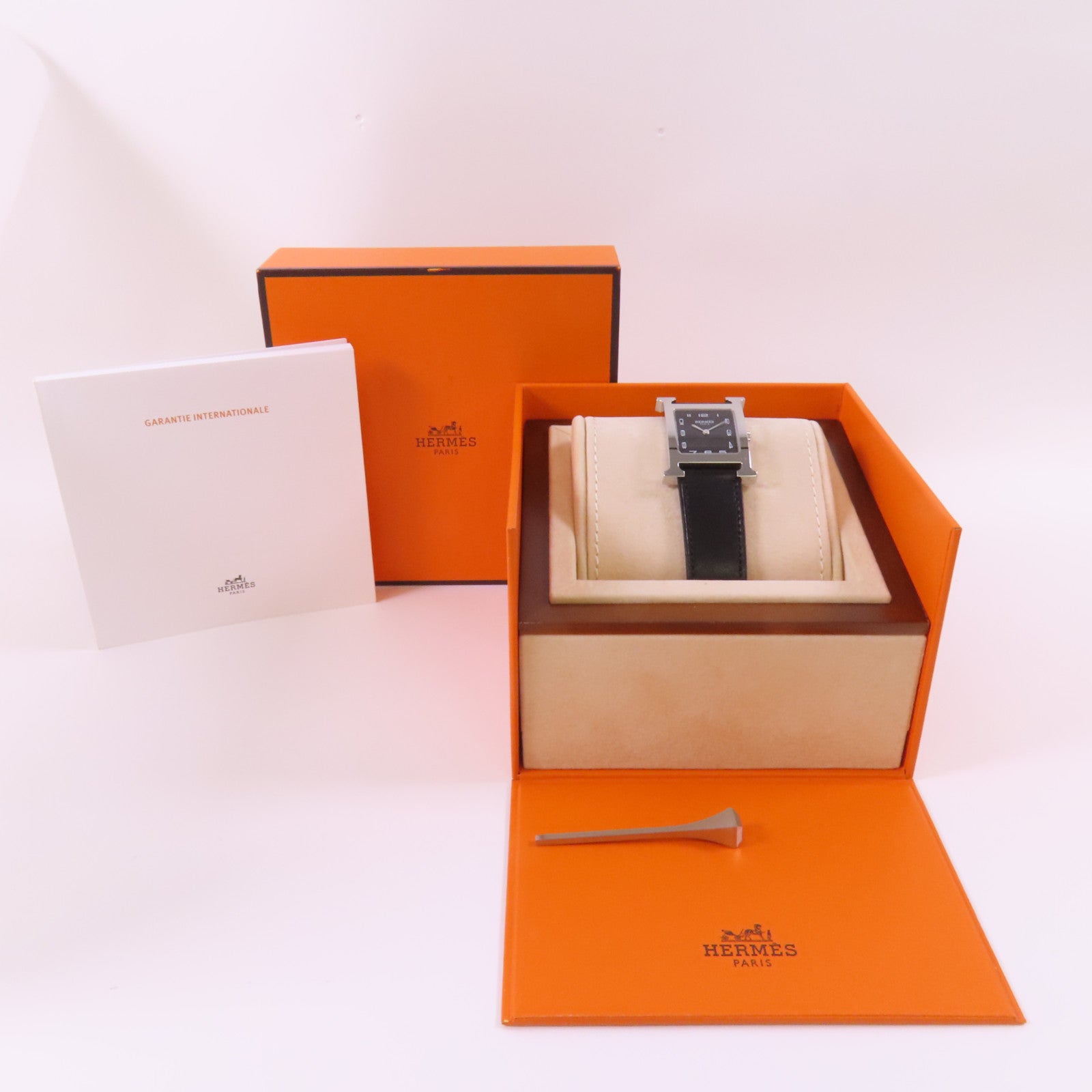 HERMES Heure H不鏽鋼/皮革手錶石英機芯黑色