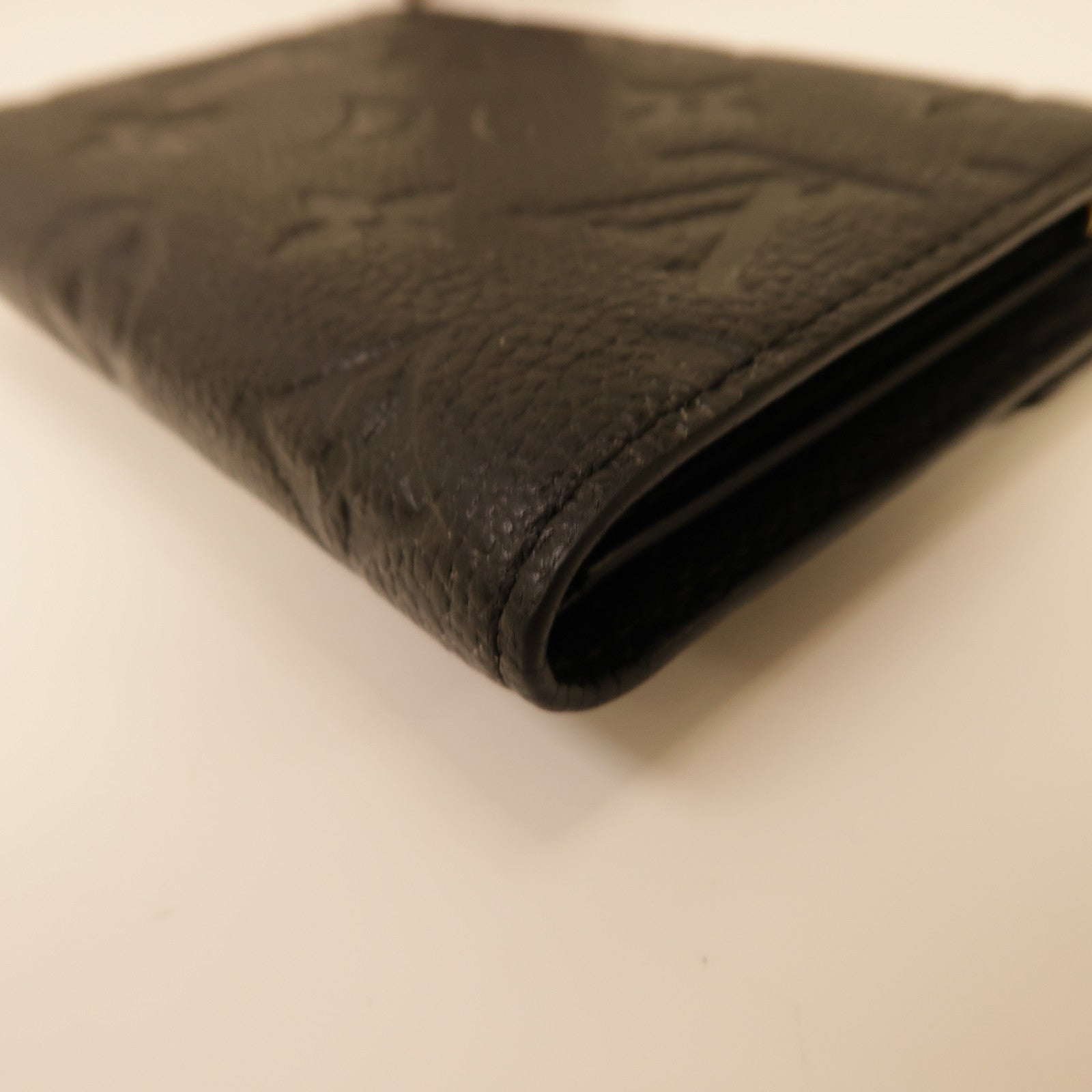 LOUIS VUITTON Monogram Empreinte Victorine Wallet金扣鈕扣錢包黑色