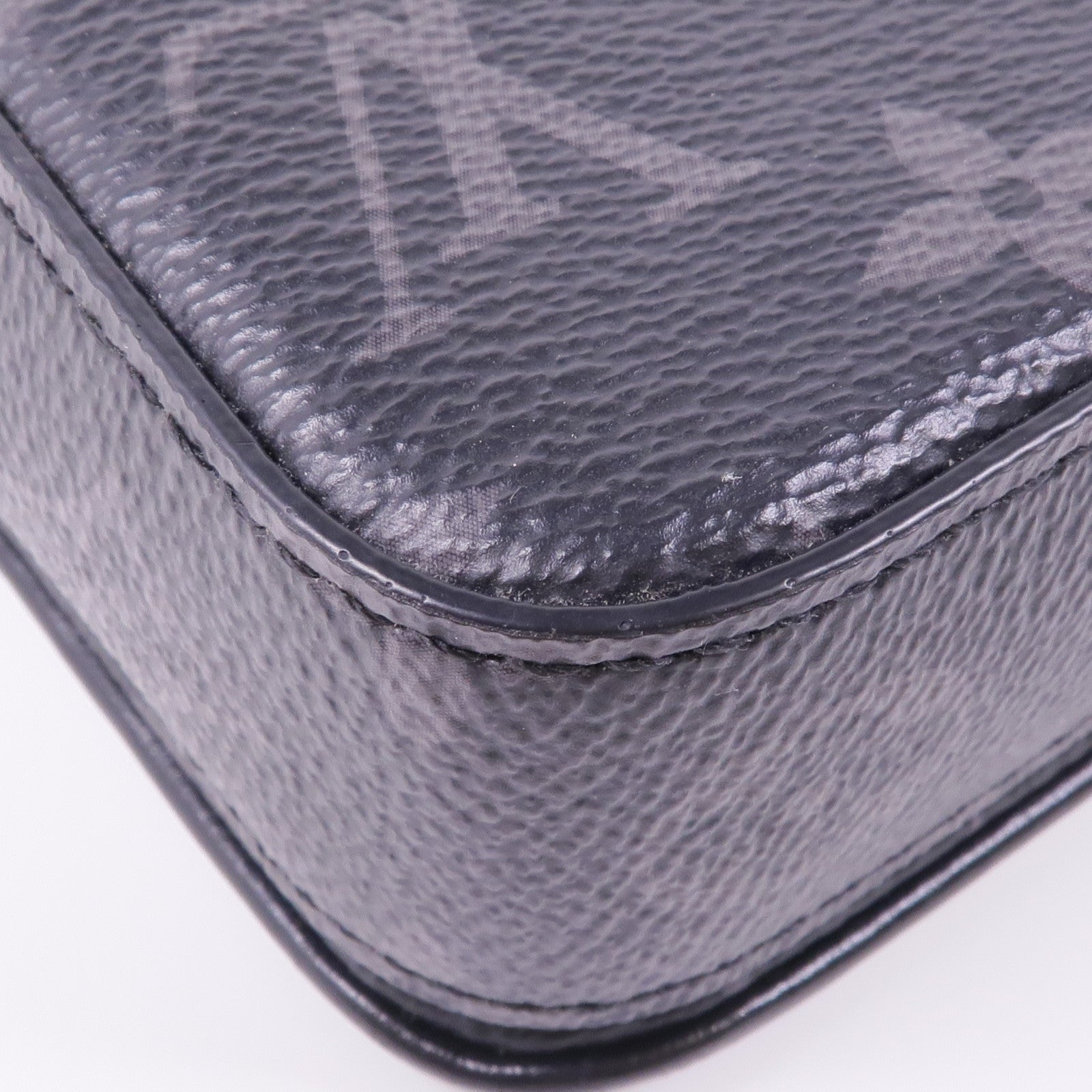 LOUIS VUITTON Monogram Eclipse S-Lock肩背袋