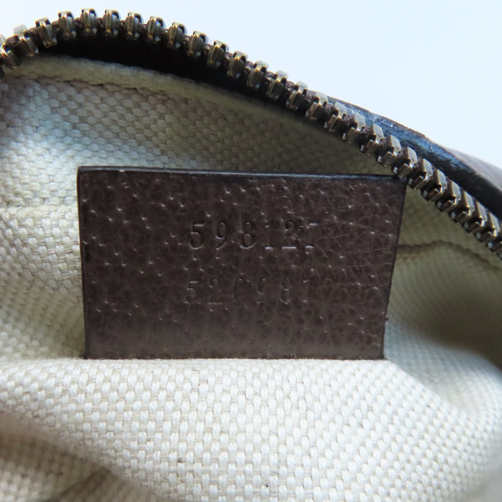 GUCCI 塗層帆布Ophidia GG金扣肩背袋啡色
