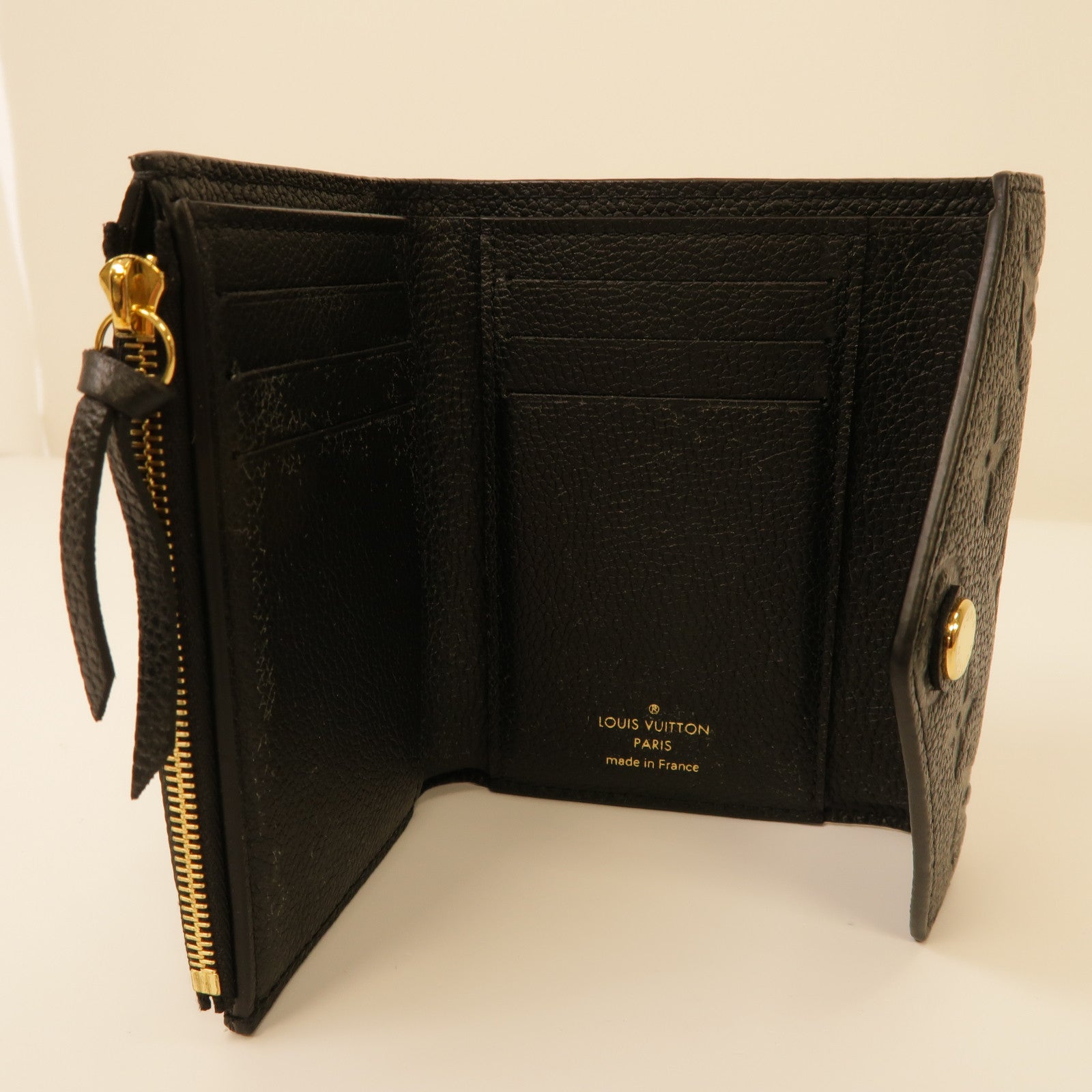 LOUIS VUITTON Monogram Empreinte Victorine Wallet金扣鈕扣錢包黑色