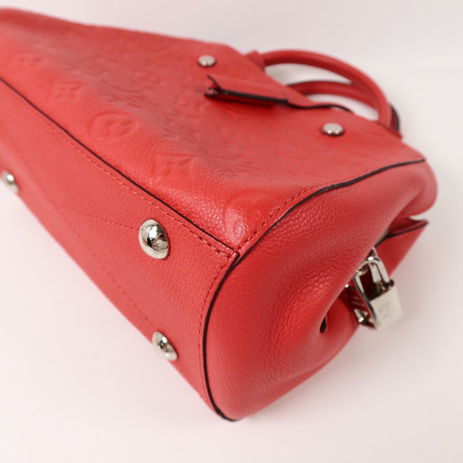 LOUIS VUITTON Monogram Empreinte Montaigne MM肩背袋