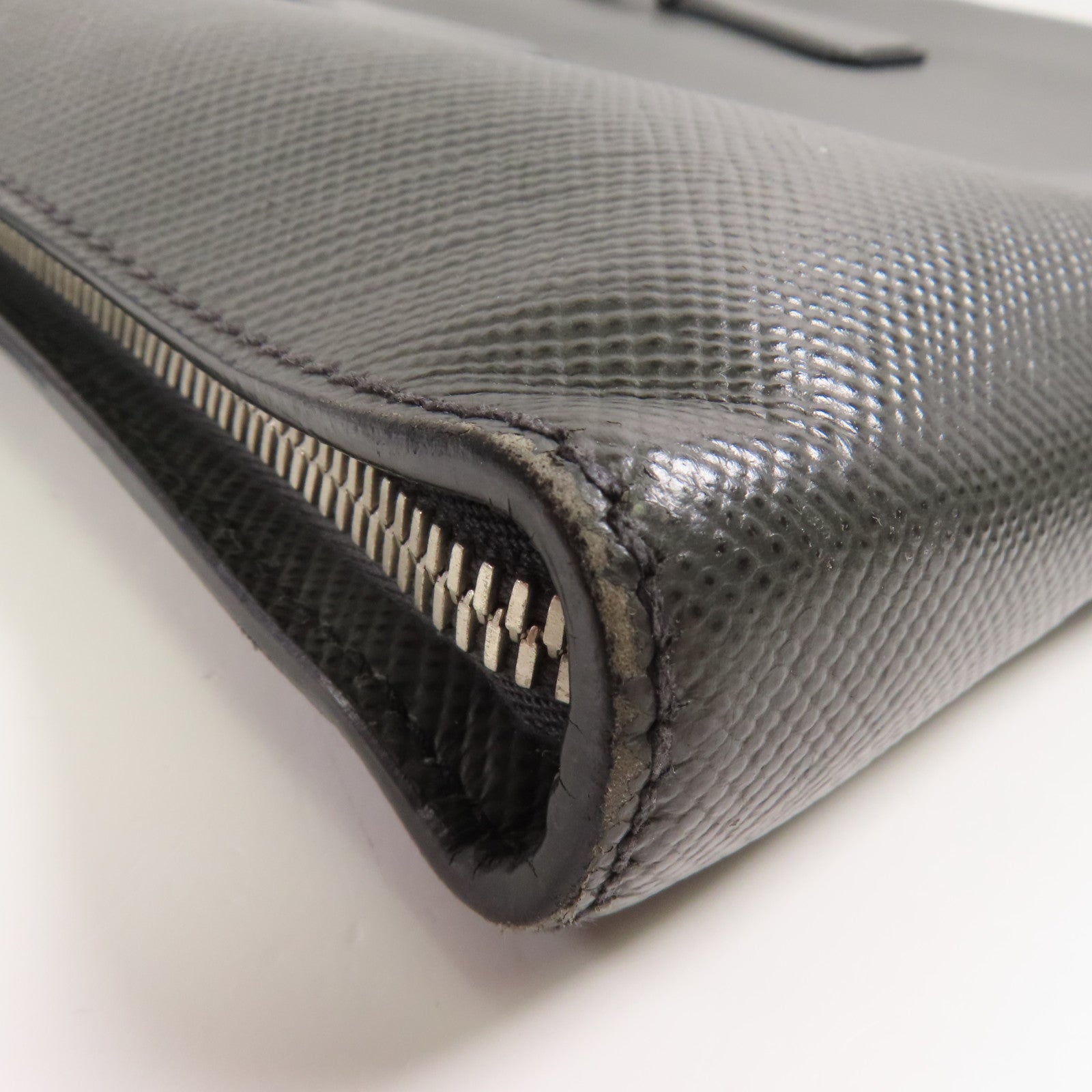 PRADA 牛皮皮革Briefcase銀扣公事包