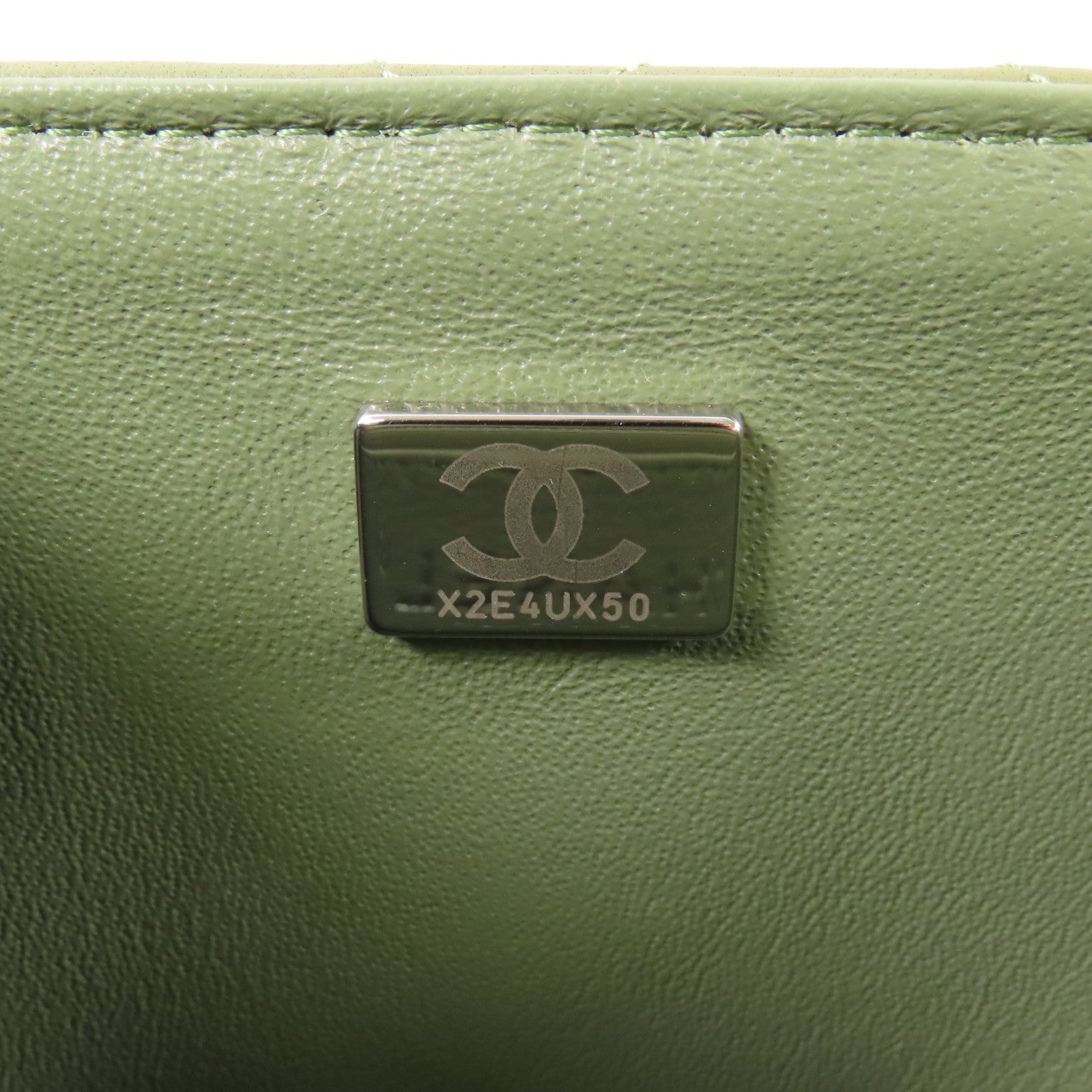 CHANEL 皮革Chain Shoulder銀扣鏈帶肩背袋