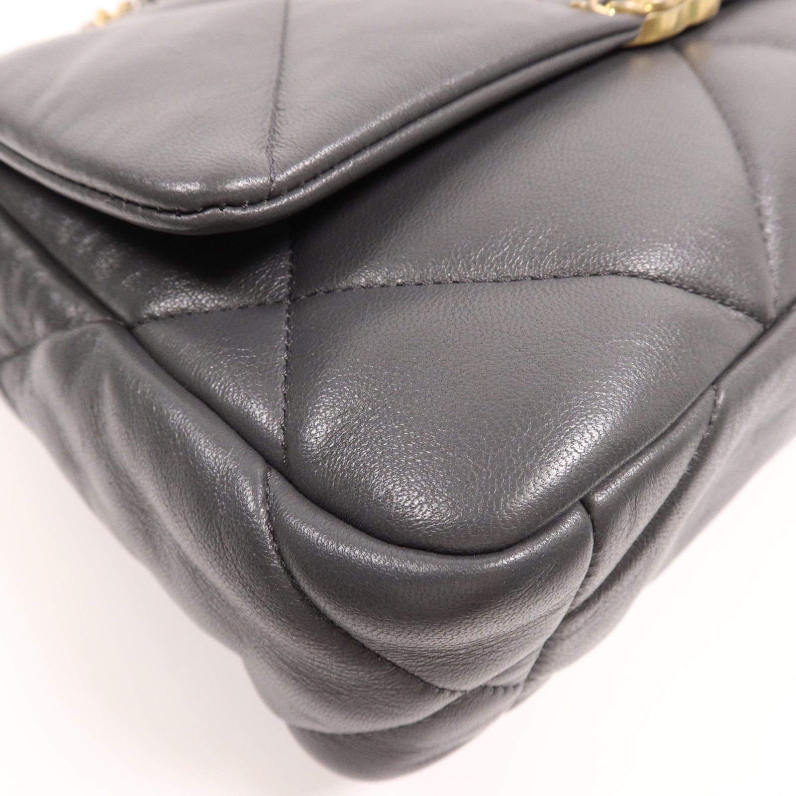 CHANEL 羊皮皮革C19 Small鏈帶肩背袋