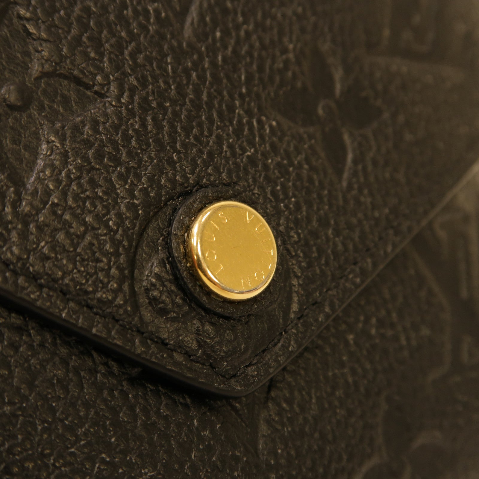 LOUIS VUITTON Monogram Empreinte Victorine Wallet金扣鈕扣錢包黑色