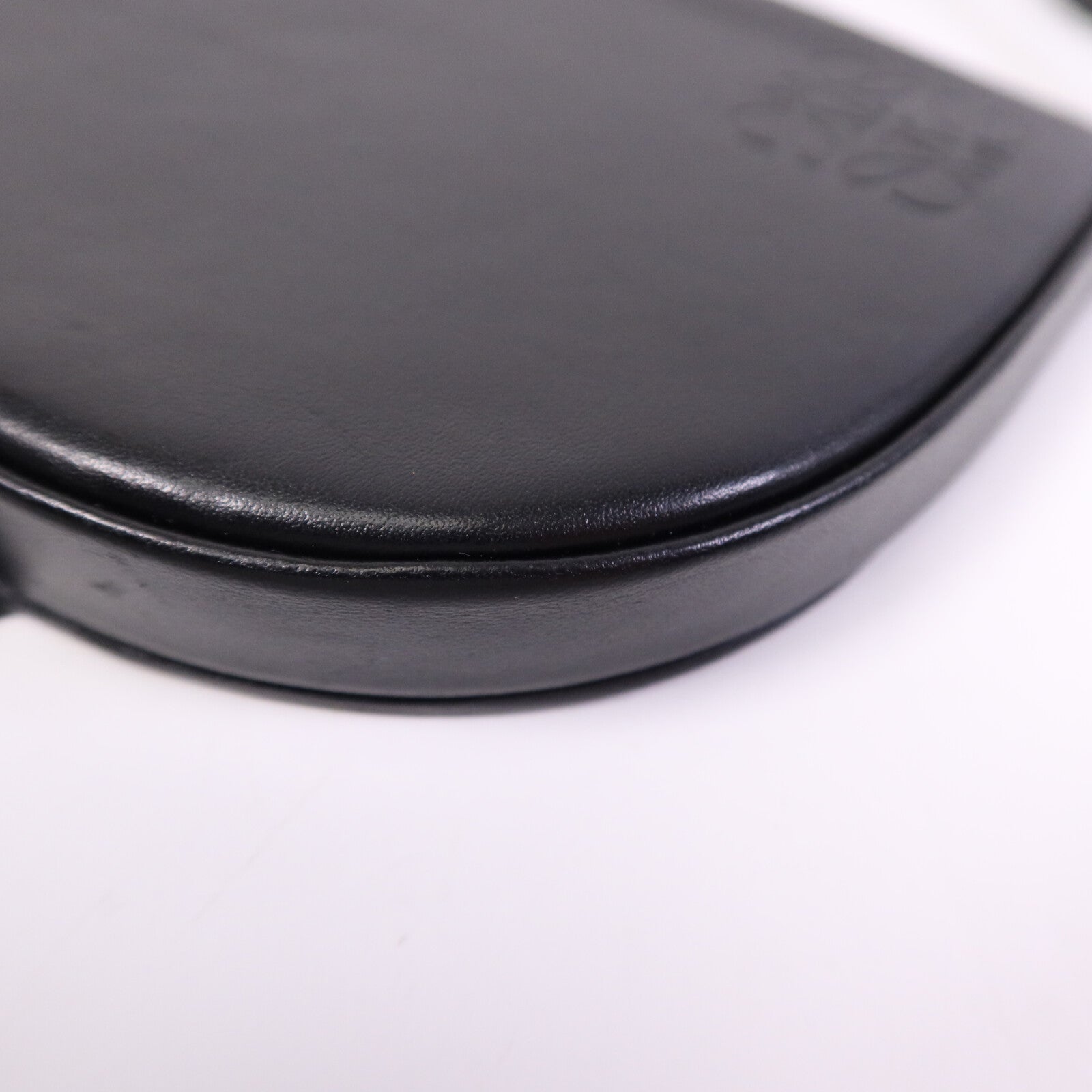 LOEWE 【激減優惠】牛皮皮革Heel Pouch Small肩背袋