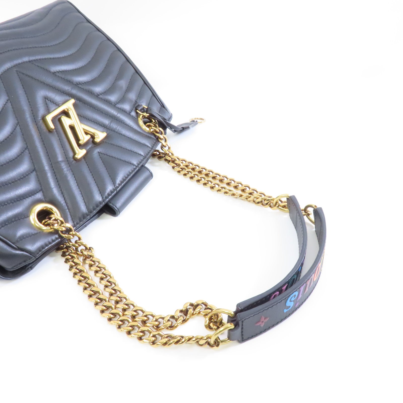 LOUIS VUITTON 牛皮皮革New Wave Tote Bag金扣鏈帶肩背袋黑色