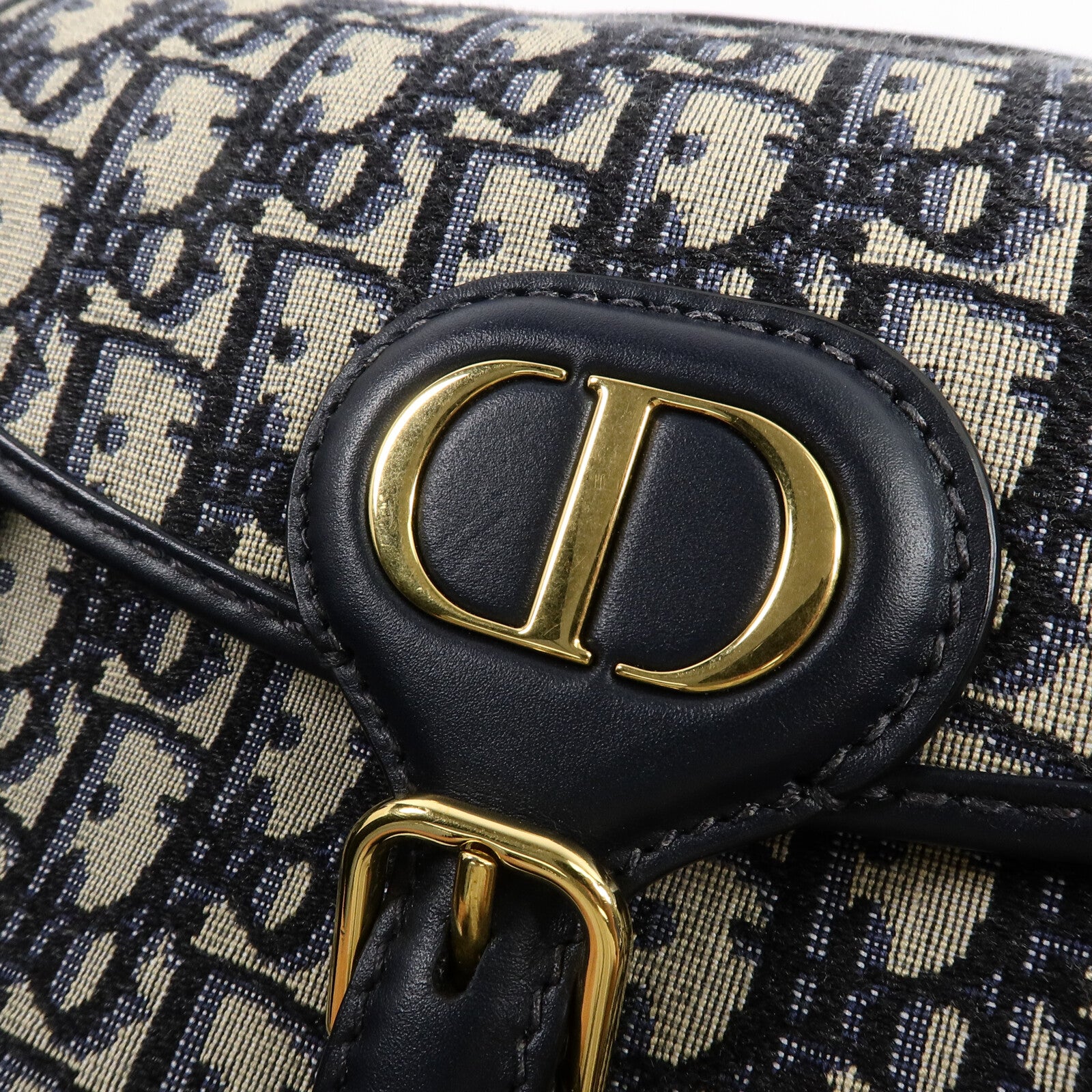 Dior 帆布Bobby Bag肩背袋