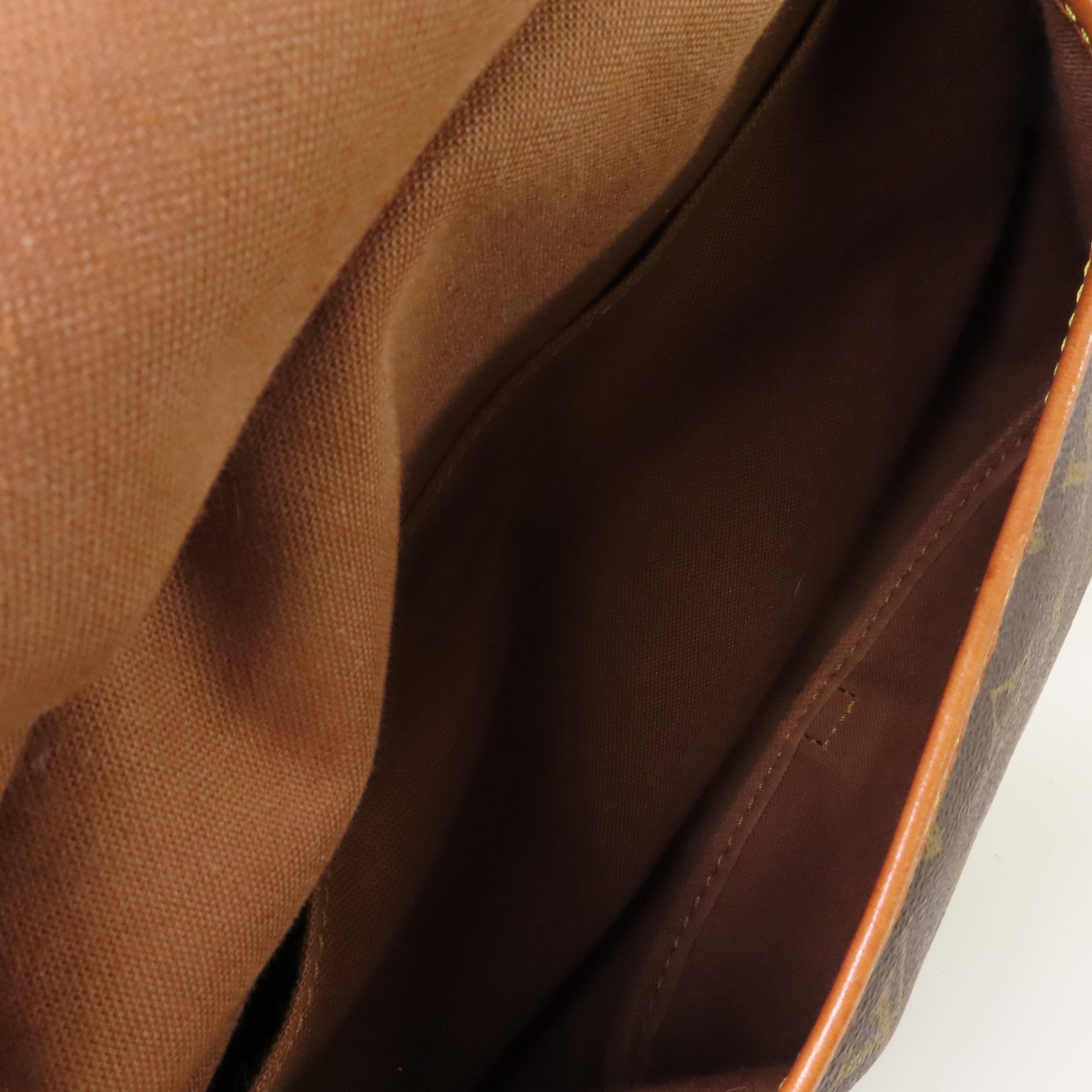LOUIS VUITTON Monogram Saumur 30 Shoulder Bag金扣肩背袋啡色