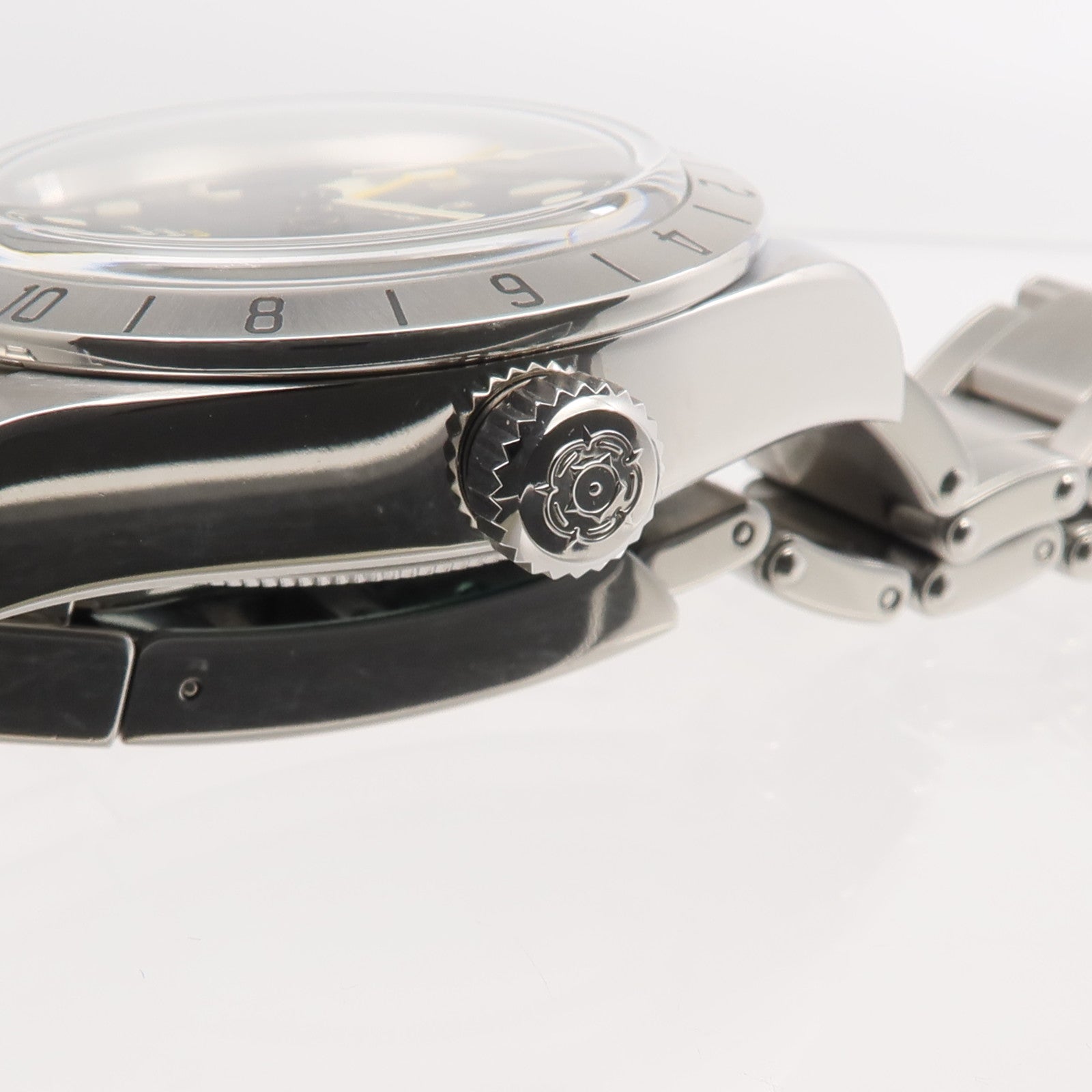 TUDOR Black Bay Pro 79470