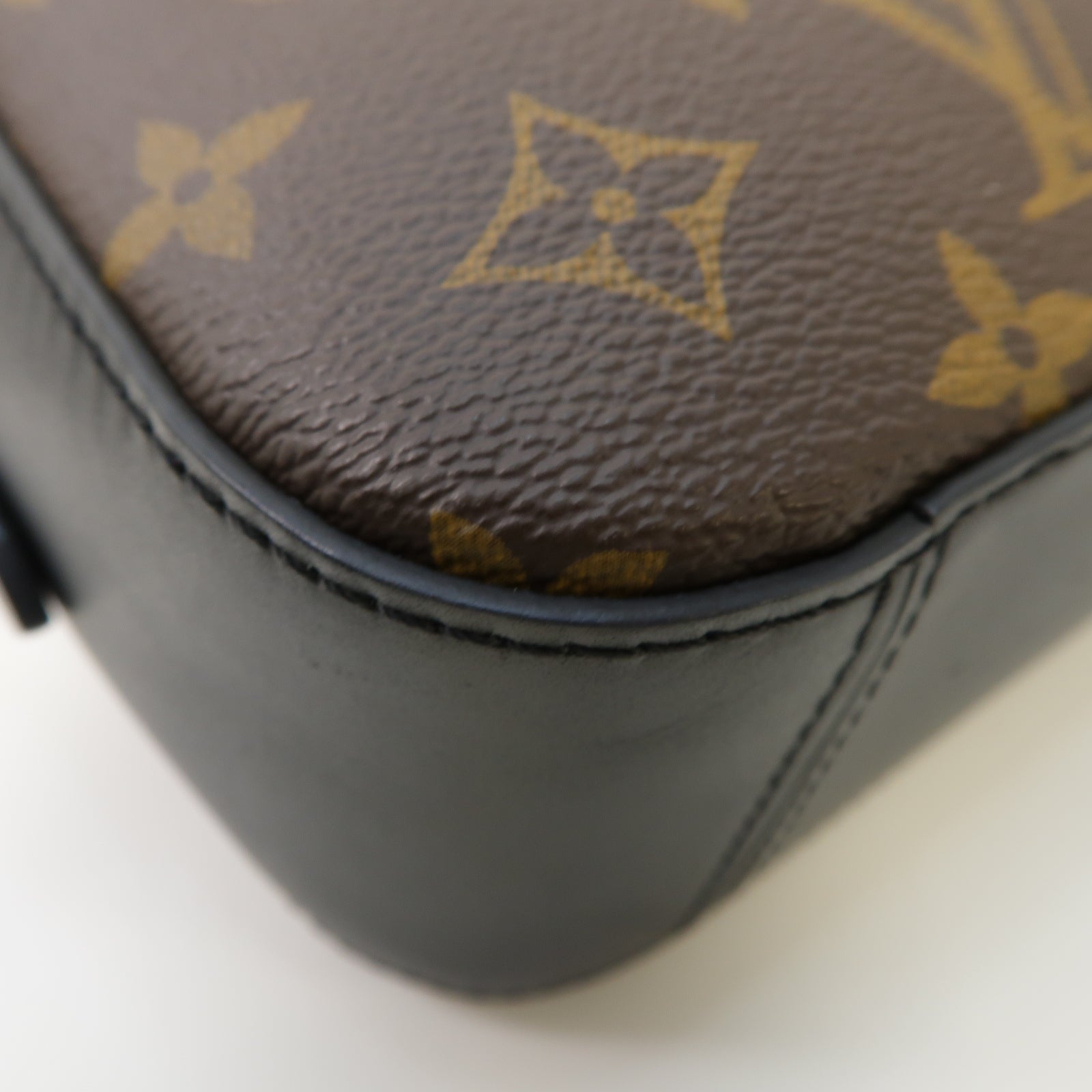 LOUIS VUITTON Monogram Saintonge 2way Shoulder Bag金扣手挽肩背兩用袋黑色/啡色