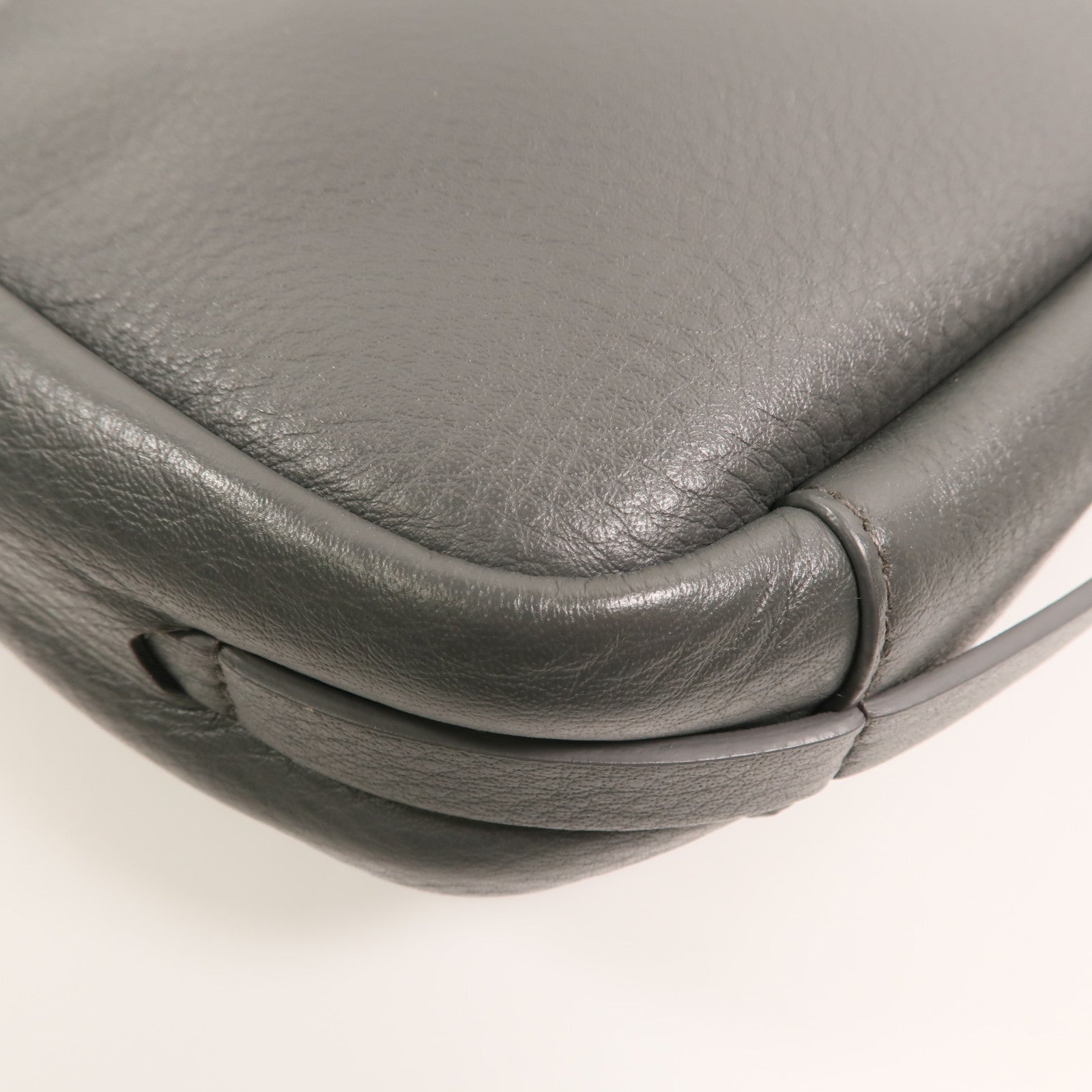 BALENCIAGA 牛皮皮革Everday Camera Bag肩背袋