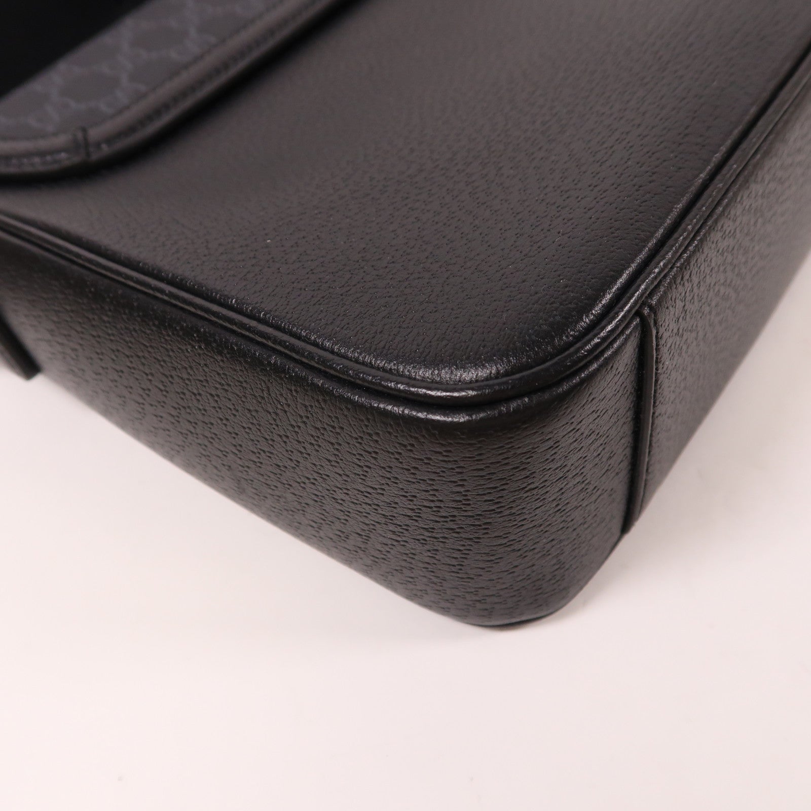 GUCCI 塗層帆布/牛皮皮革Medium GG Crossbody Bag銀扣肩背袋