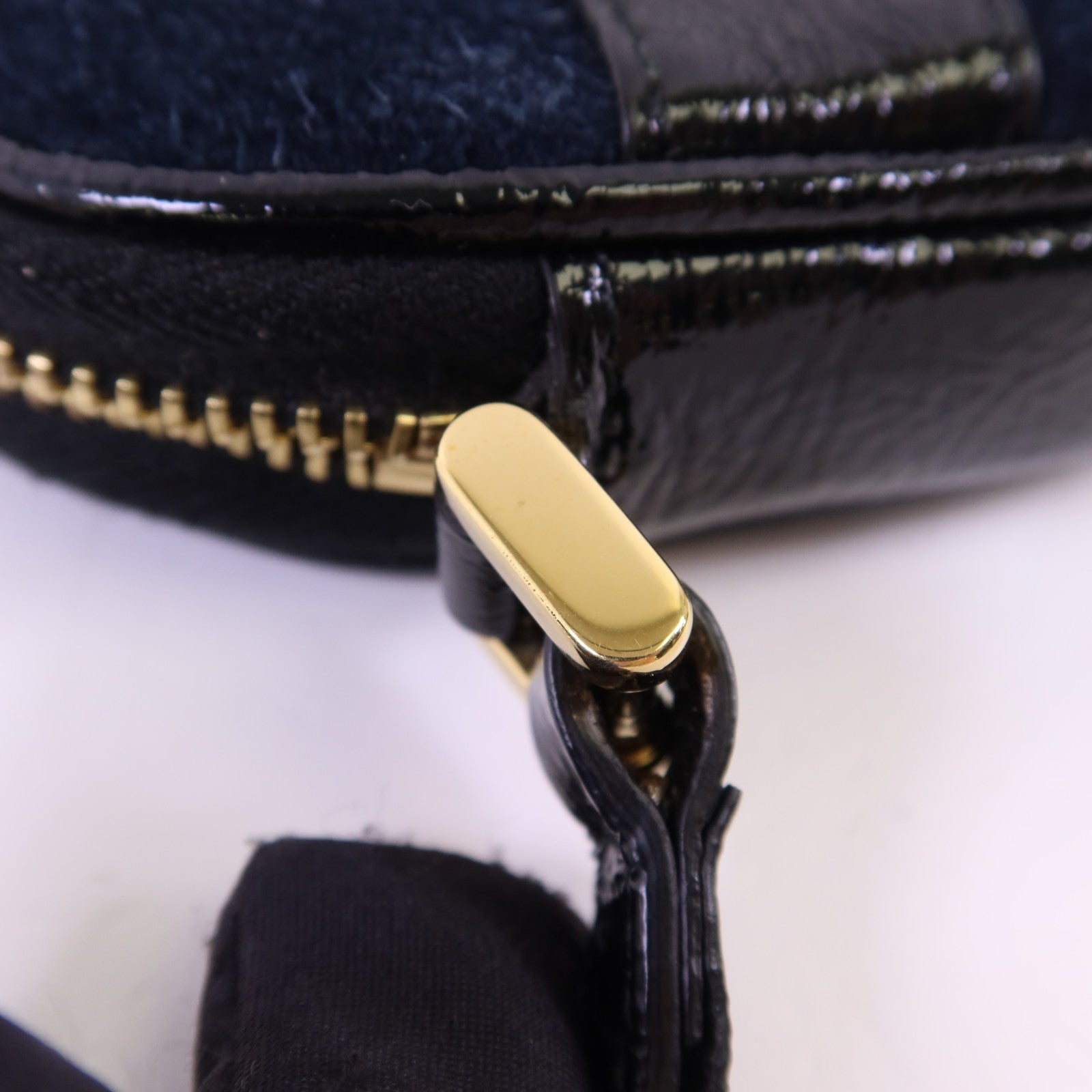 GUCCI 絨布/漆皮皮革Accessories Pouch金扣手拿包