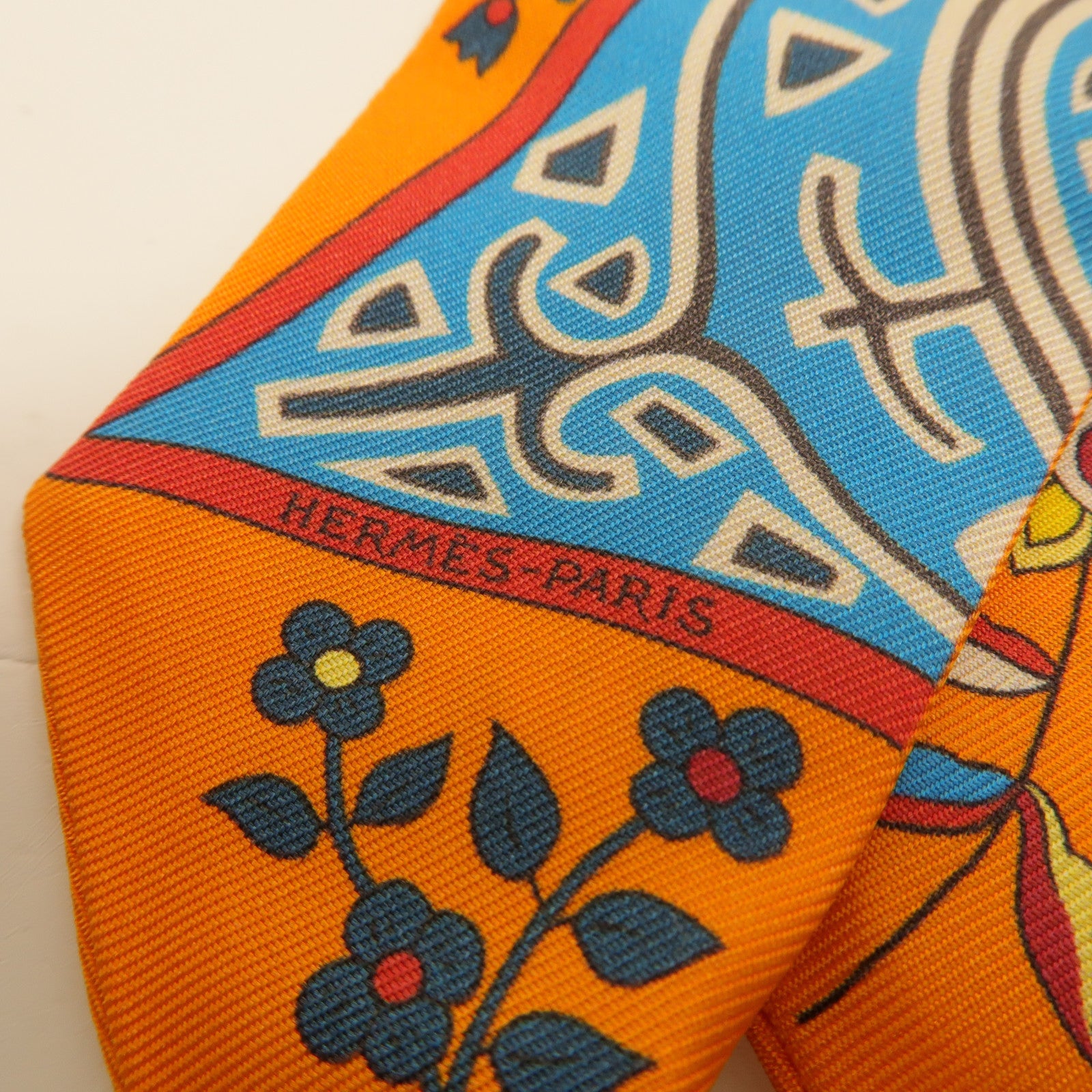 HERMES 絲質Twilly絲巾