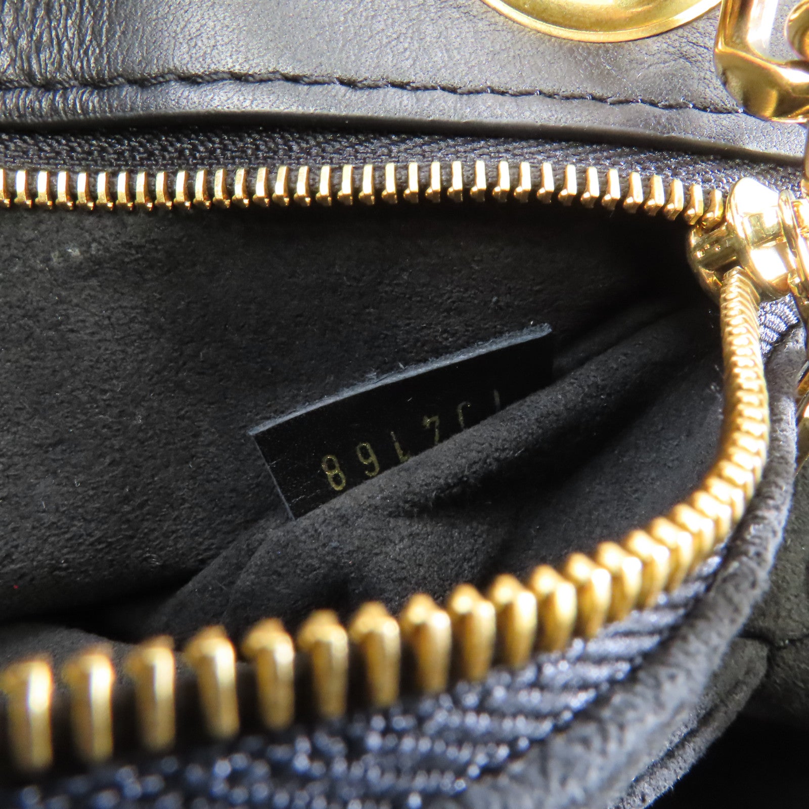 LOUIS VUITTON 牛皮皮革New Wave Tote Bag金扣鏈帶肩背袋黑色