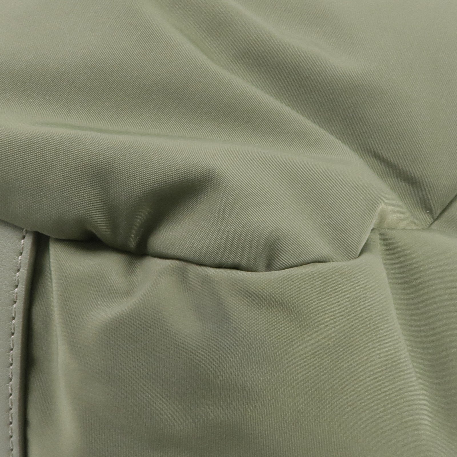 LOEWE 尼龍Hammock Reversible銀扣手挽肩背兩用袋