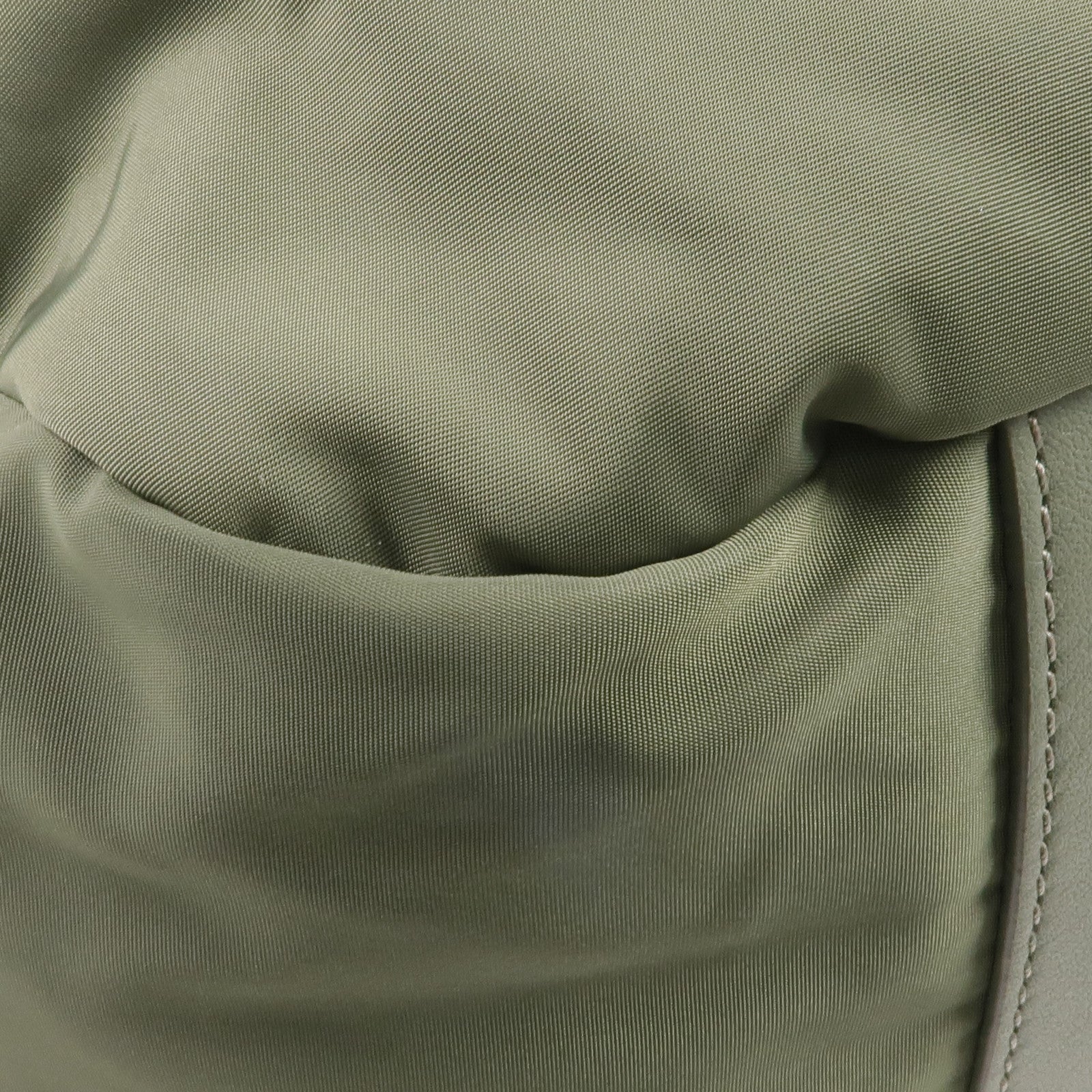 LOEWE 尼龍Hammock Reversible銀扣手挽肩背兩用袋