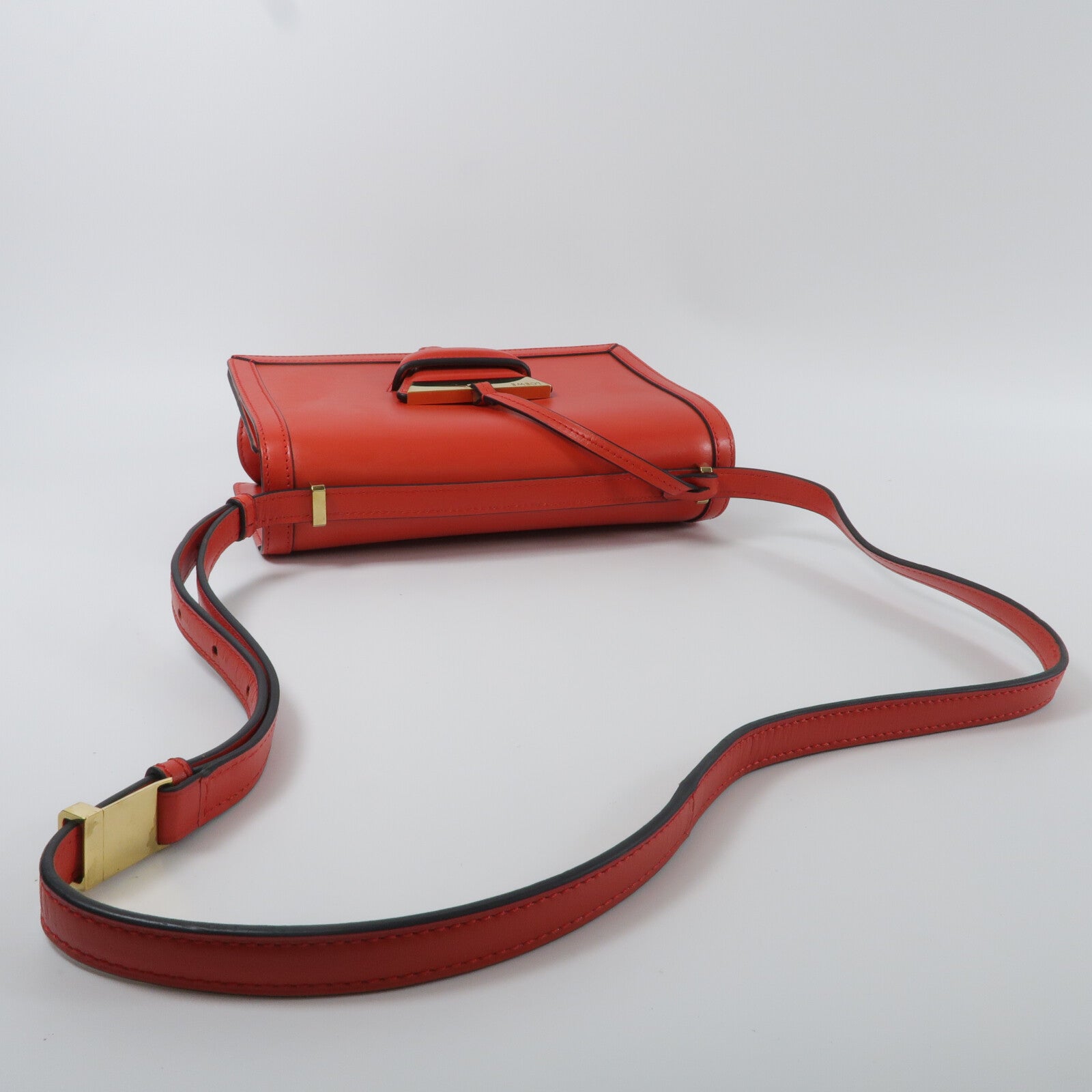 LOEWE 牛皮皮革Barcelona肩背袋