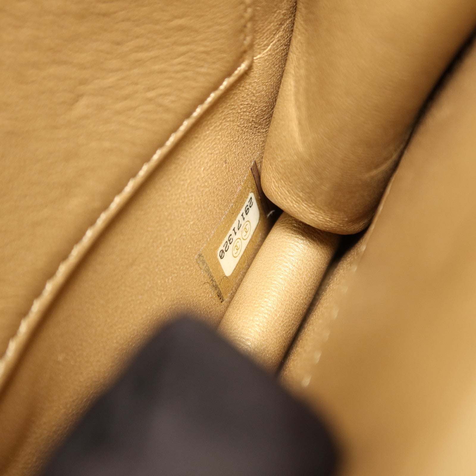 CHANEL 牛皮皮革Small Pearl Flap Bag鏈帶肩背袋