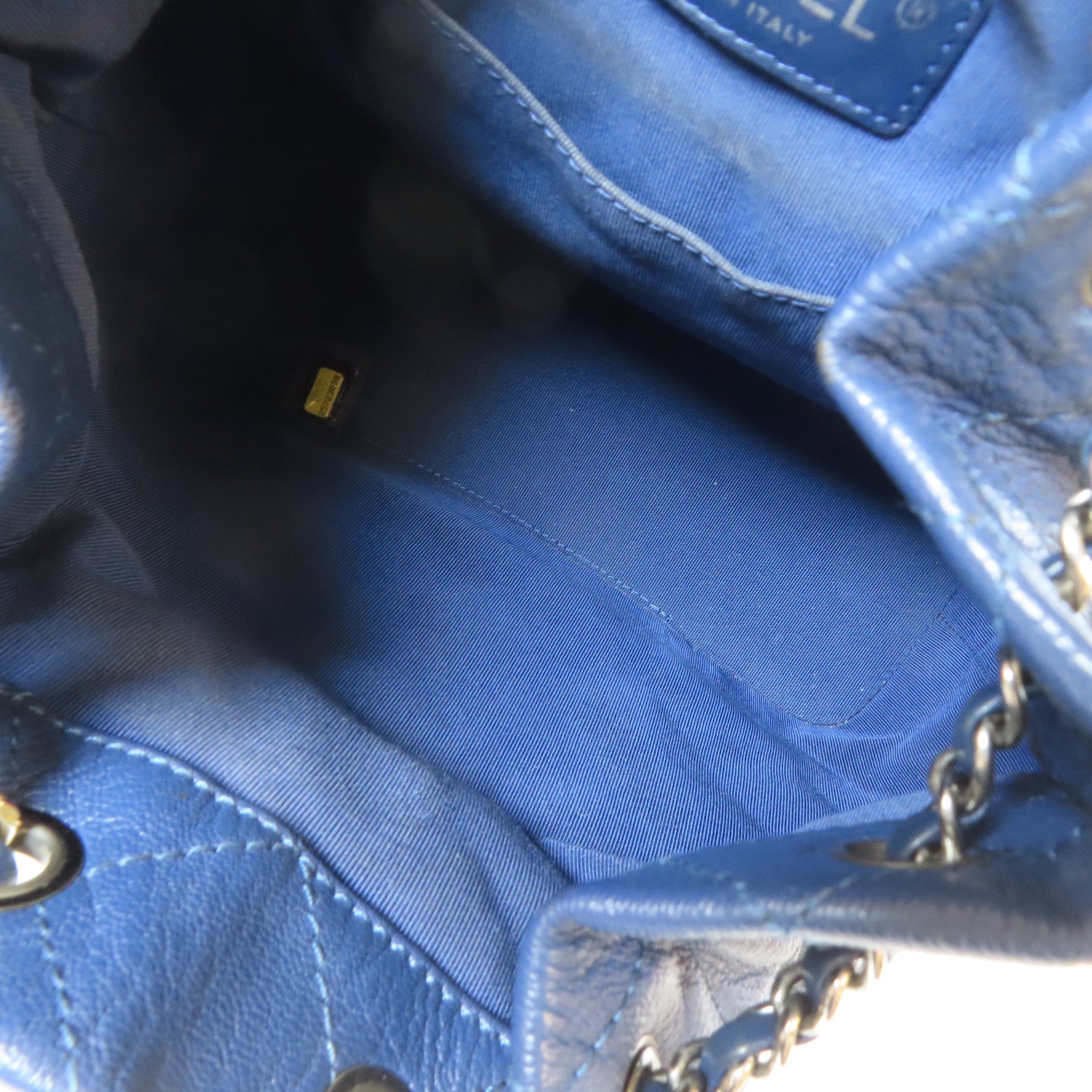 CHANEL 菱格牛皮皮革Gabrielle Backpack金扣/銀扣鏈帶背包藍色