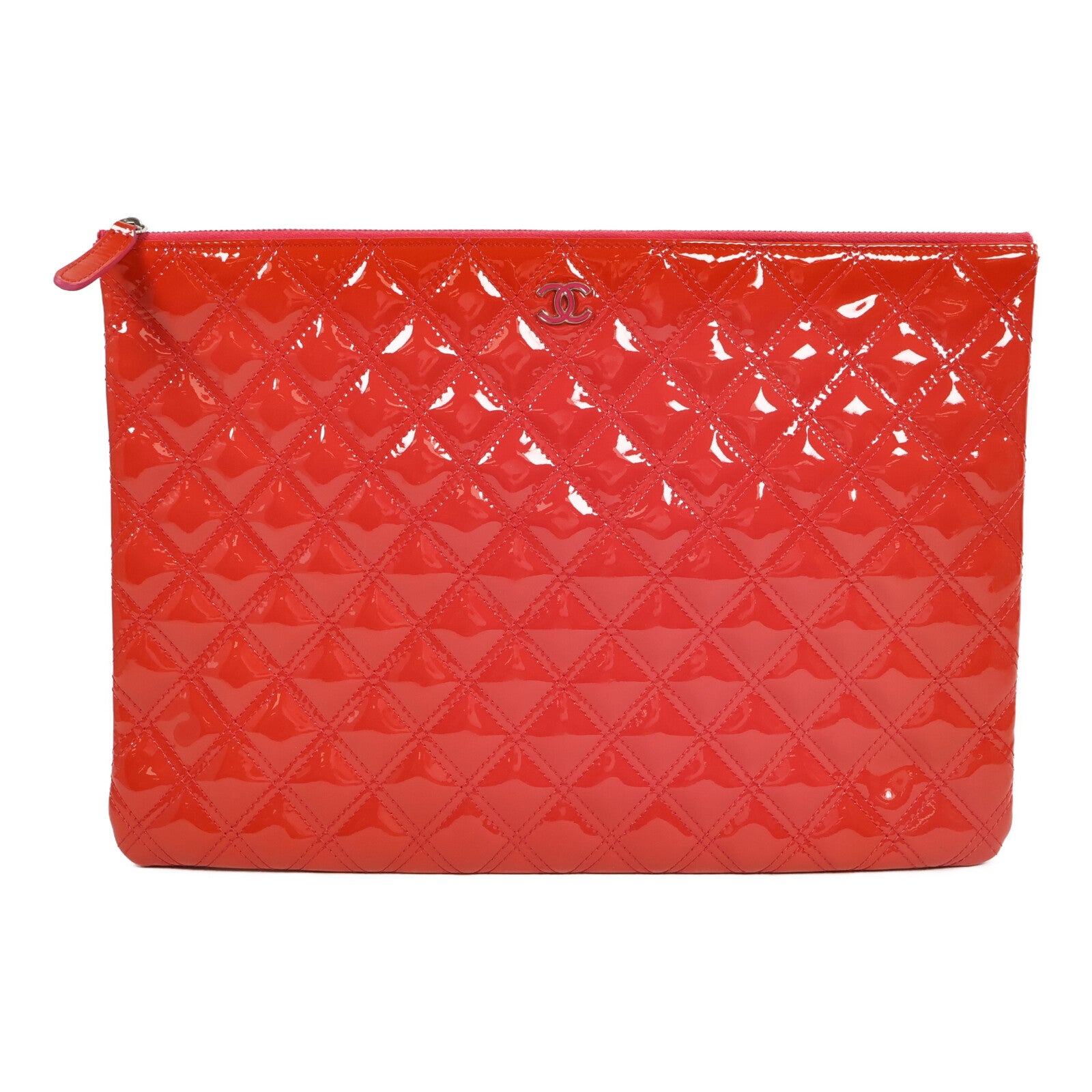 CHANEL 漆皮皮革Matelasse O-Case Clutch手拿包