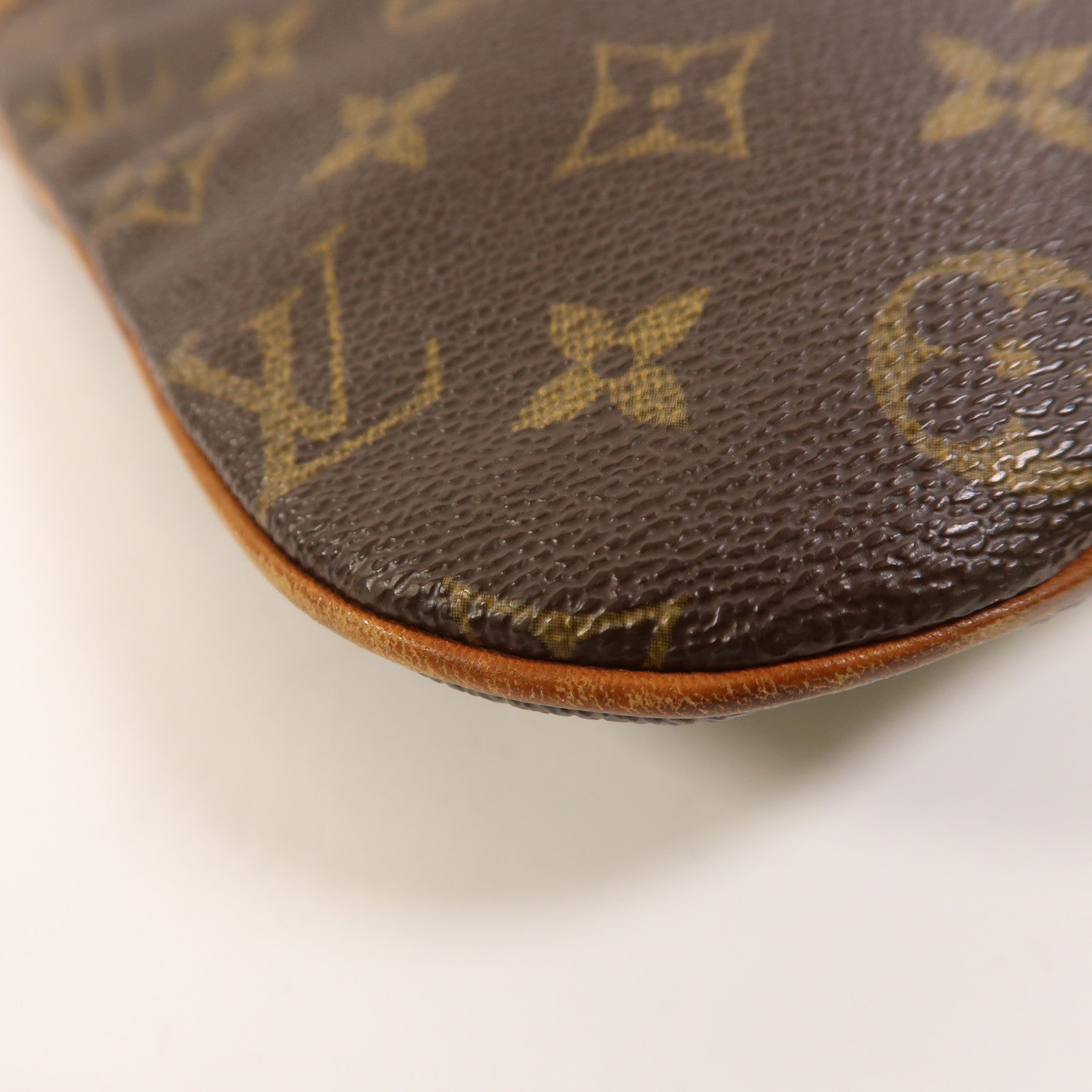 LOUIS VUITTON Monogram Pochette Bosphore金扣肩背袋棕色