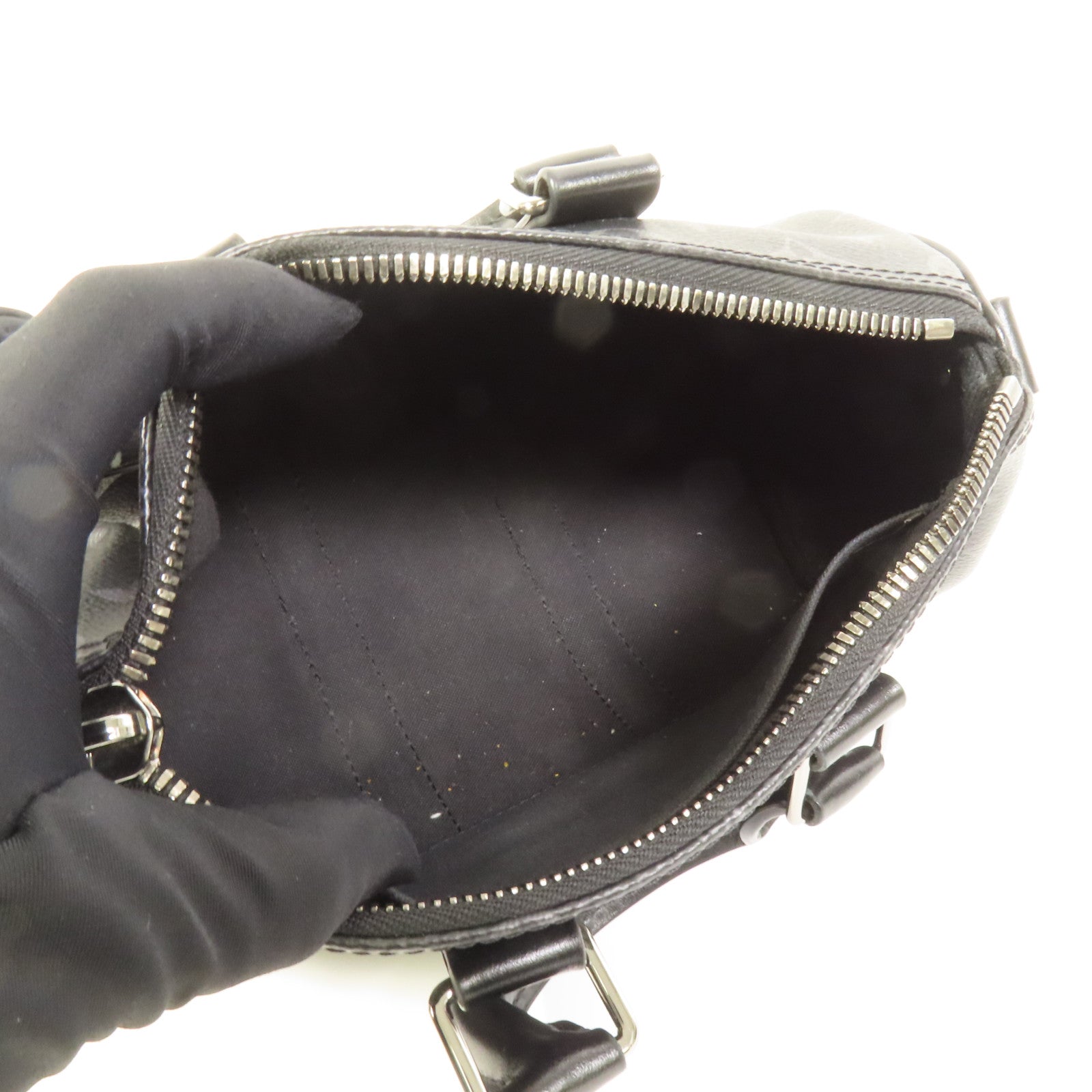LOUIS VUITTON Monogram Eclipse Keepall Bandouliere 25手挽肩背兩用袋