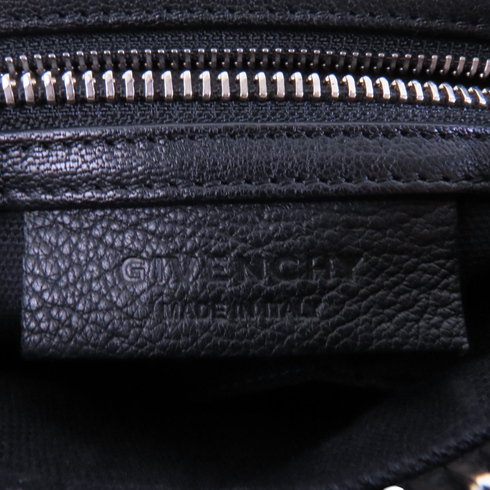 GIVENCHY 牛皮皮革Pandora Small銀扣手挽肩背量用袋