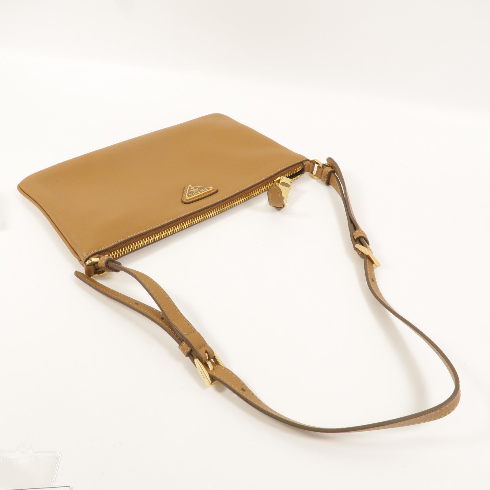 PRADA 牛皮皮革Shoulder Pouch肩背袋