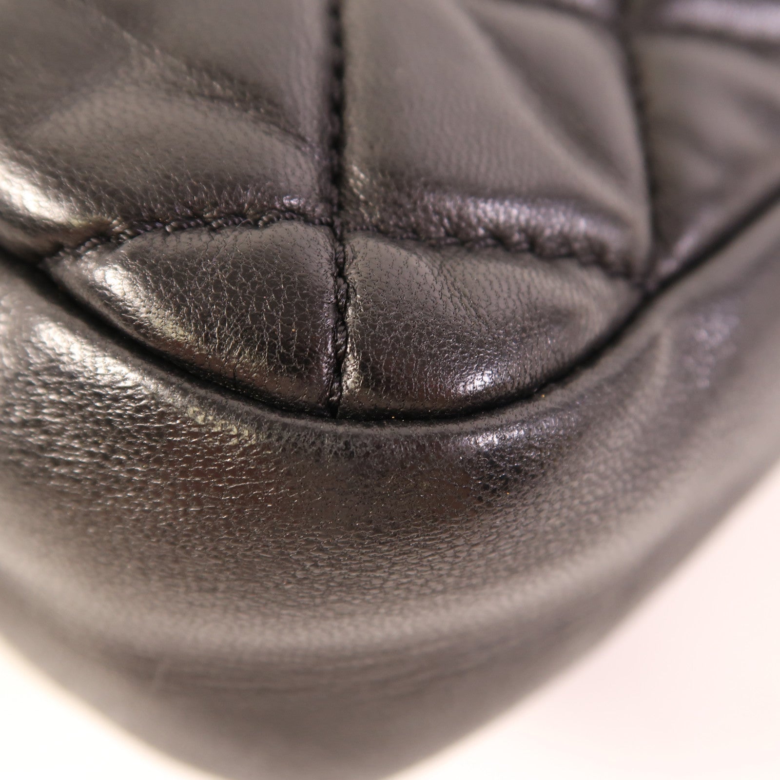 CHANEL 羊皮皮革Chain Shoulder銀扣鏈帶肩背袋