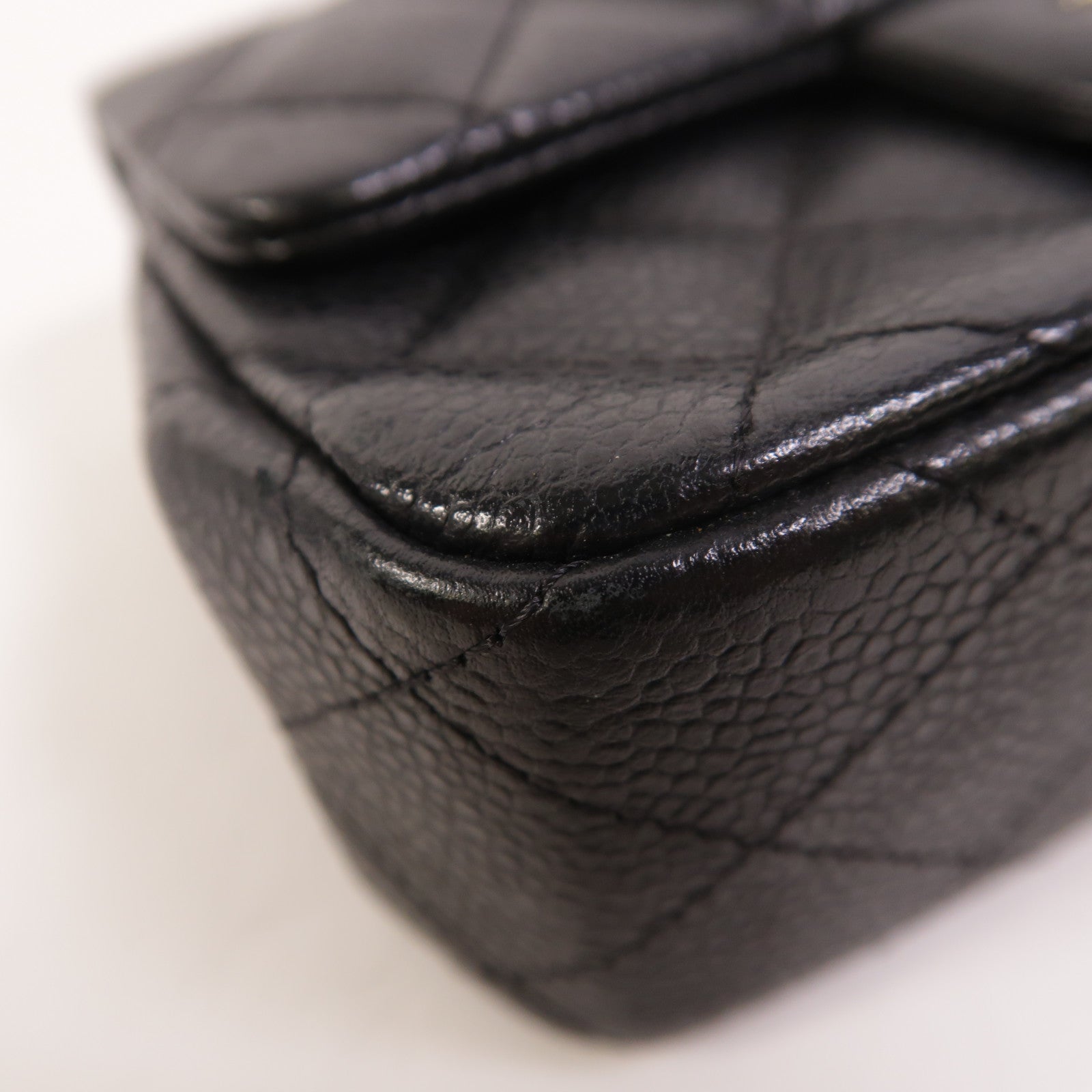 CHANEL 牛皮皮革Classic Extra Mini Flap Bag銀扣鏈帶肩背袋