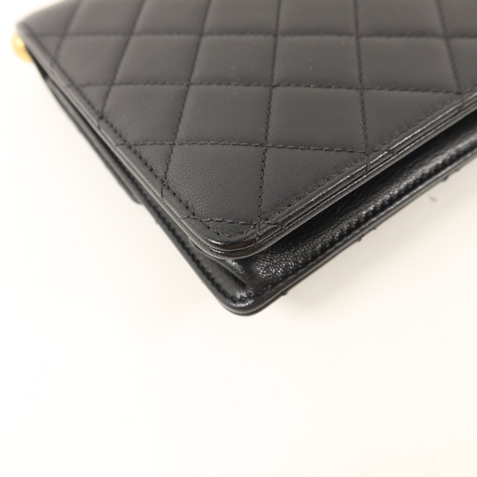 CHANEL 牛皮皮革Small Pearl Flap Bag鏈帶肩背袋