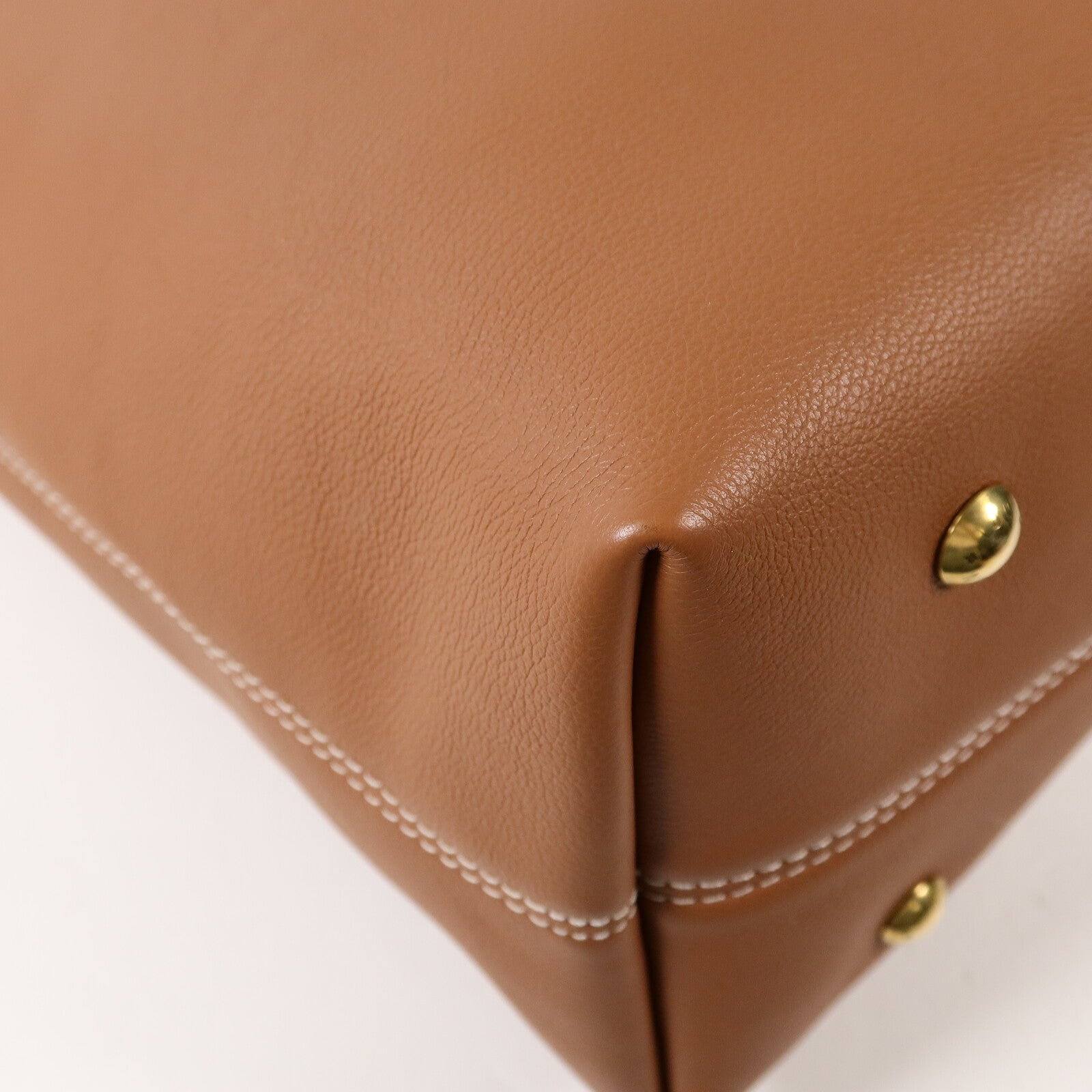 LOUIS VUITTON 牛皮皮革Low Key Hobo MM肩背袋