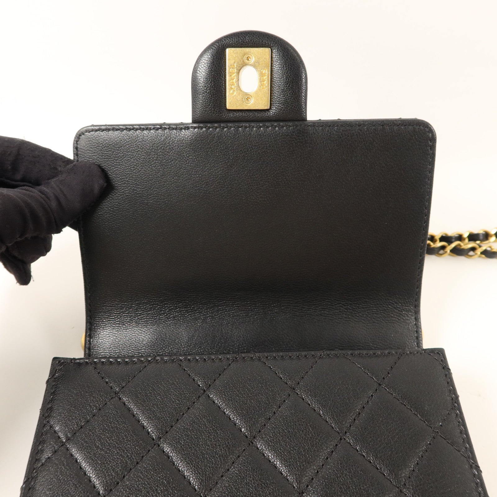 CHANEL 牛皮皮革Small Pearl Flap Bag鏈帶肩背袋
