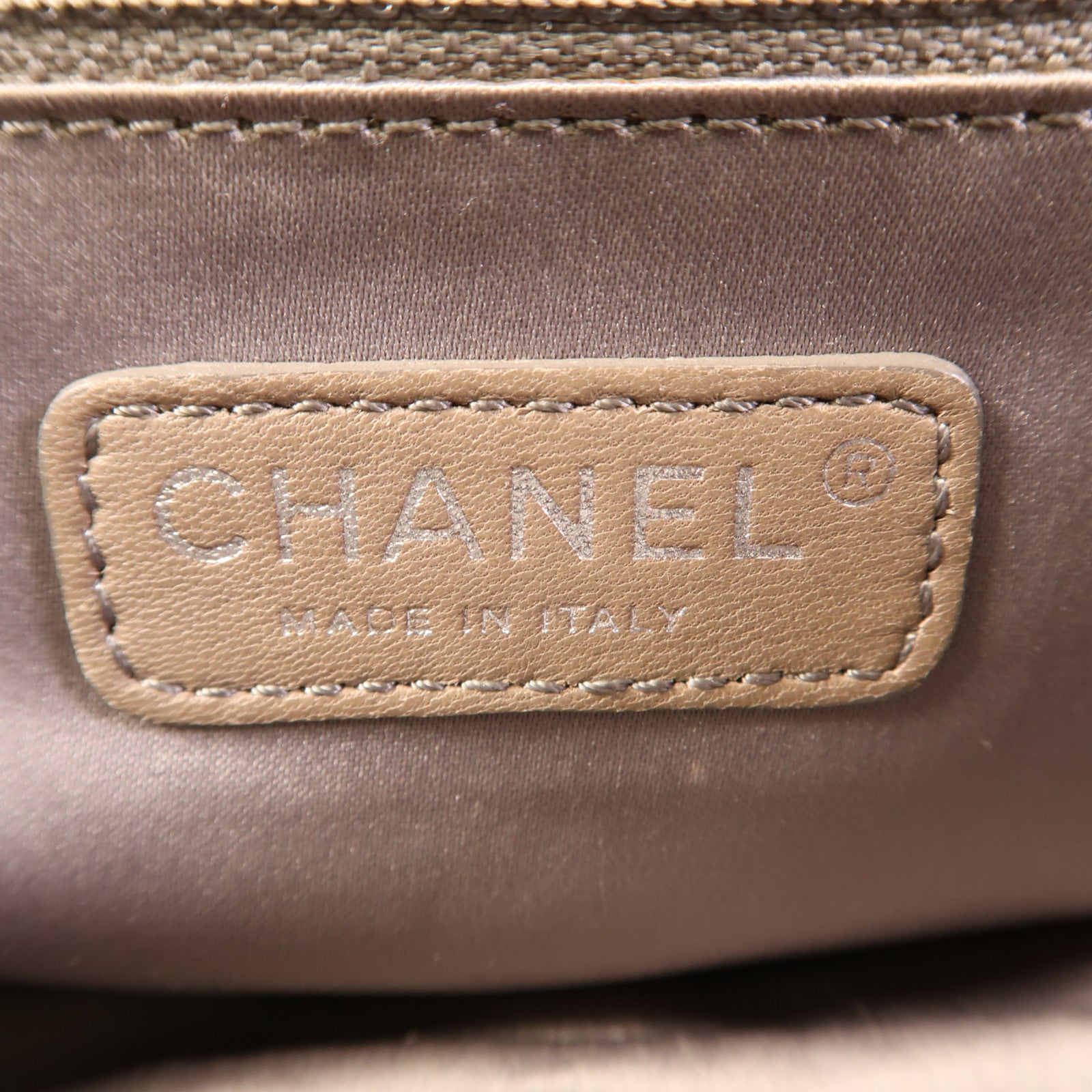 CHANEL 羊皮皮革Chain Shoulder銀扣鏈帶肩背袋